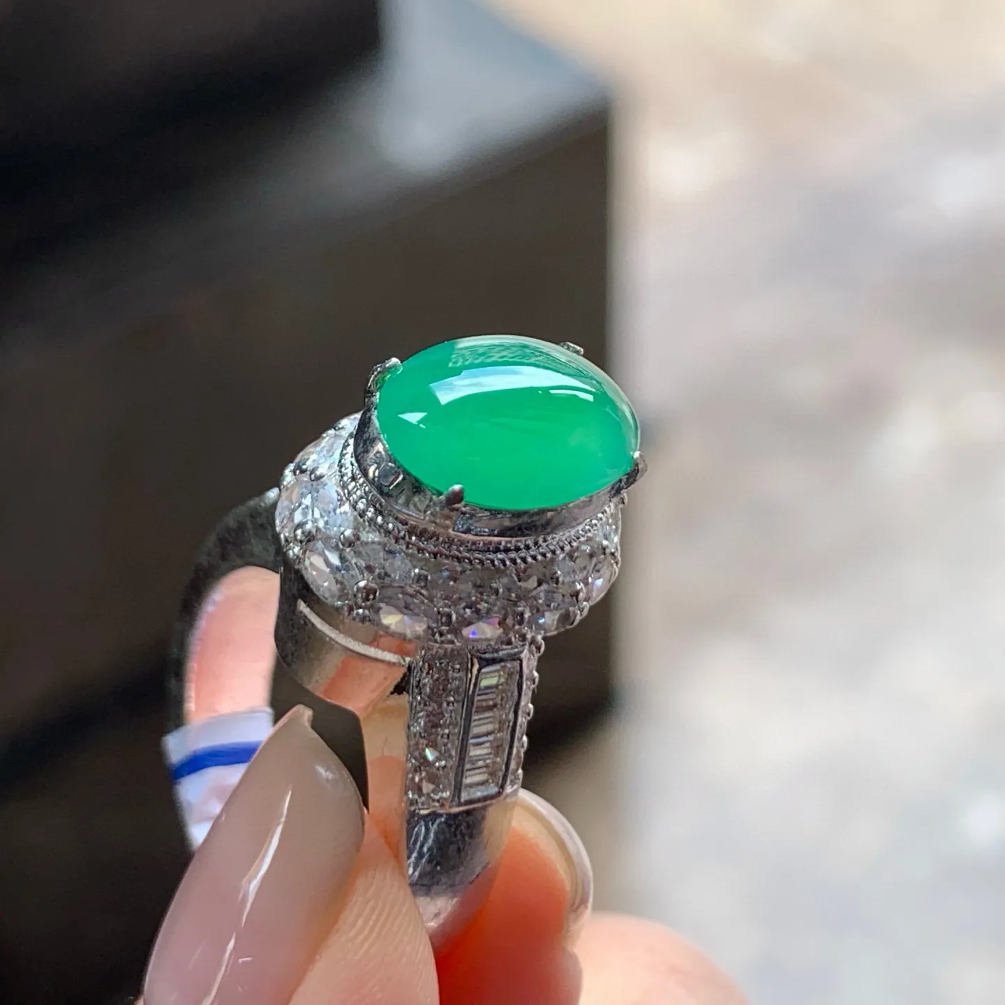 果绿蛋面
种好 铜托