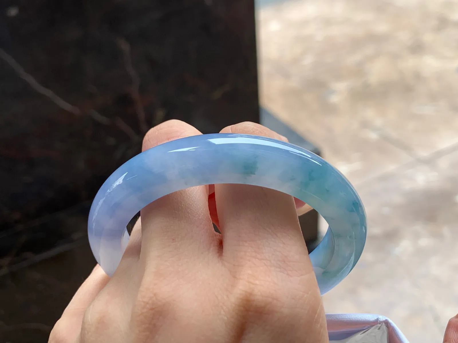 冰紫花手镯
独特55.8/11.5/9mm