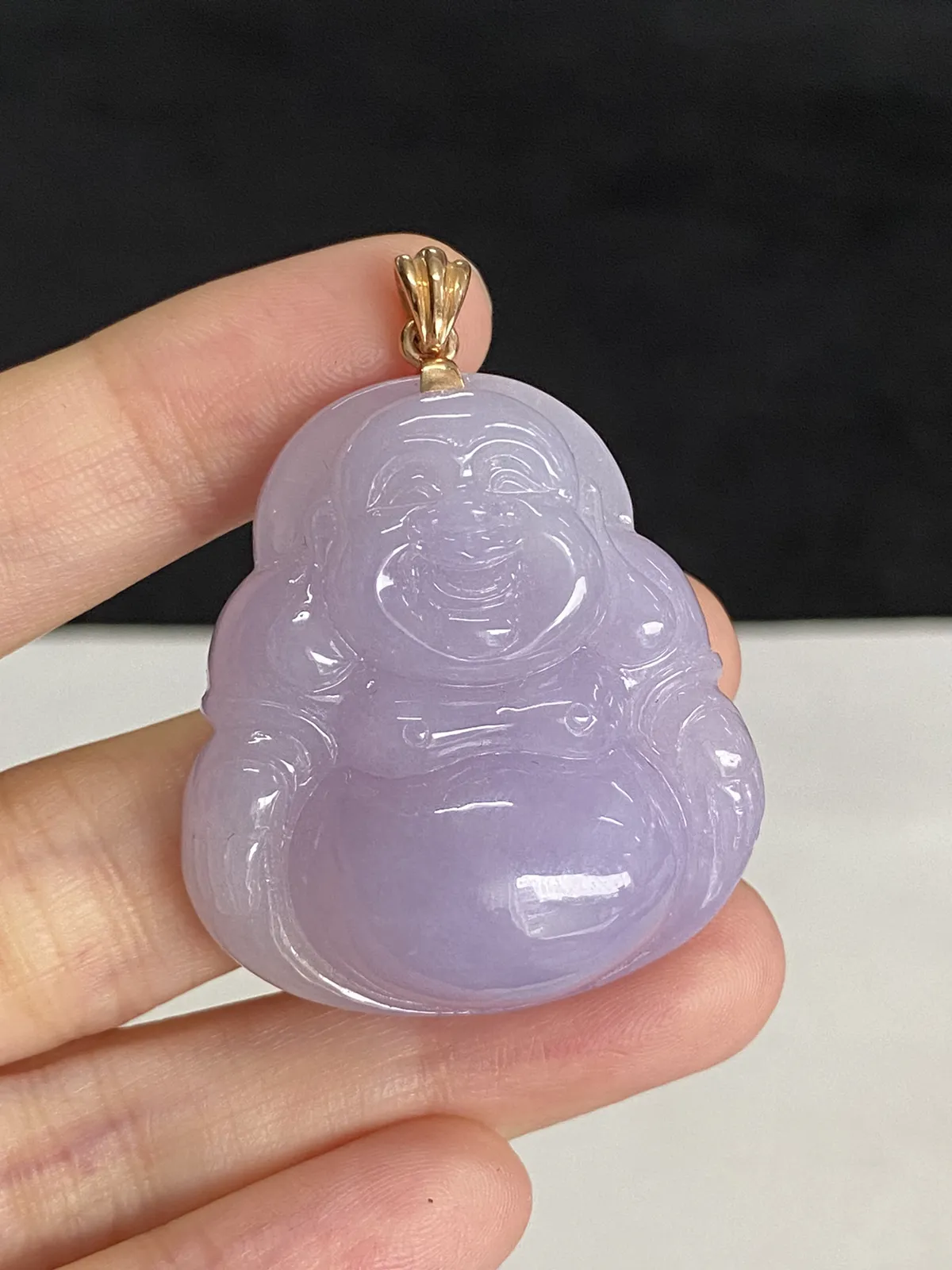 翡翠糯化种淡紫色吊坠