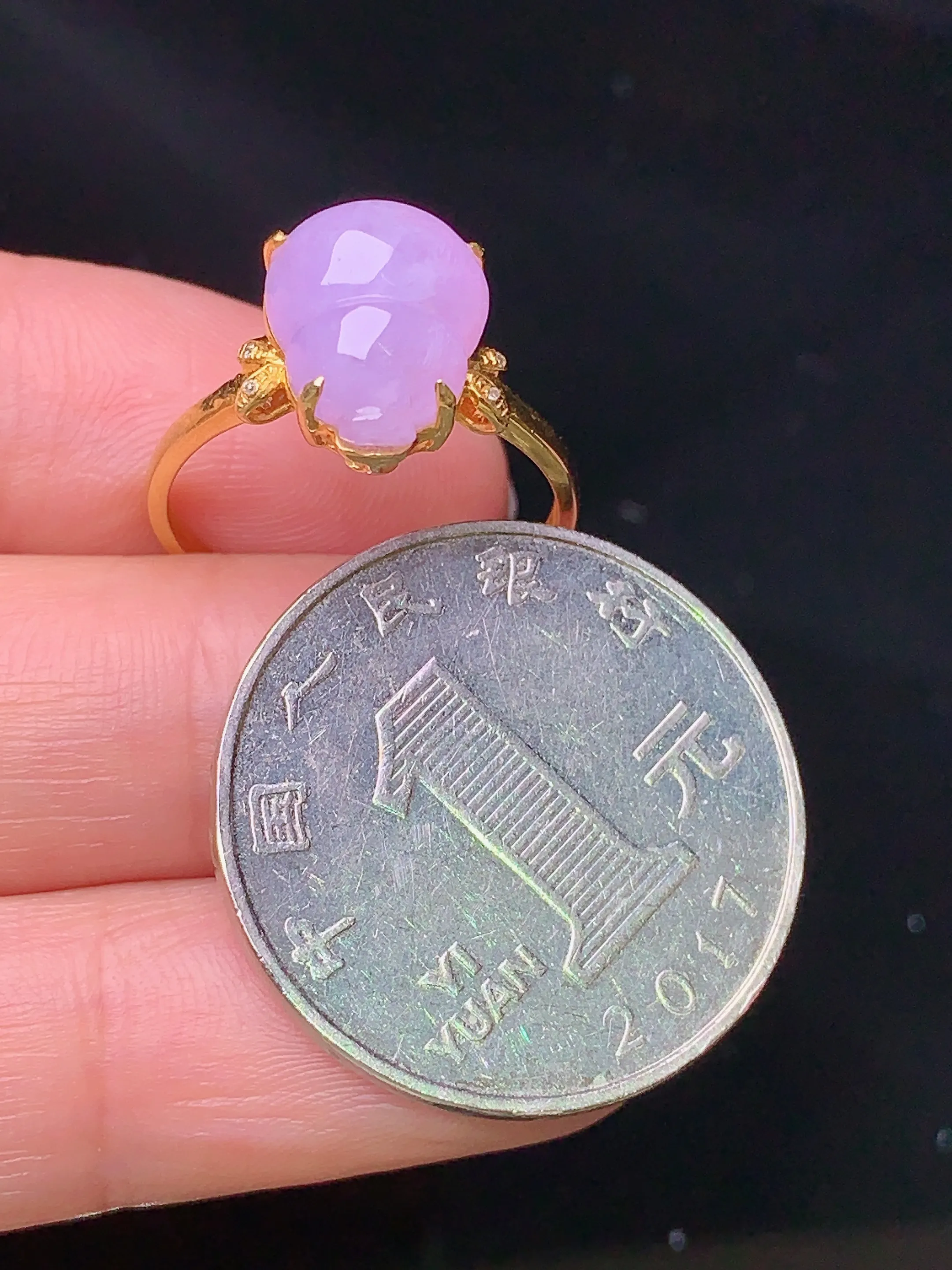 18k金钻镶嵌紫罗兰葫芦戒指 玉质细腻 水润亮眼  色泽艳丽 圈口13.5 裸石尺寸11*8.6*5