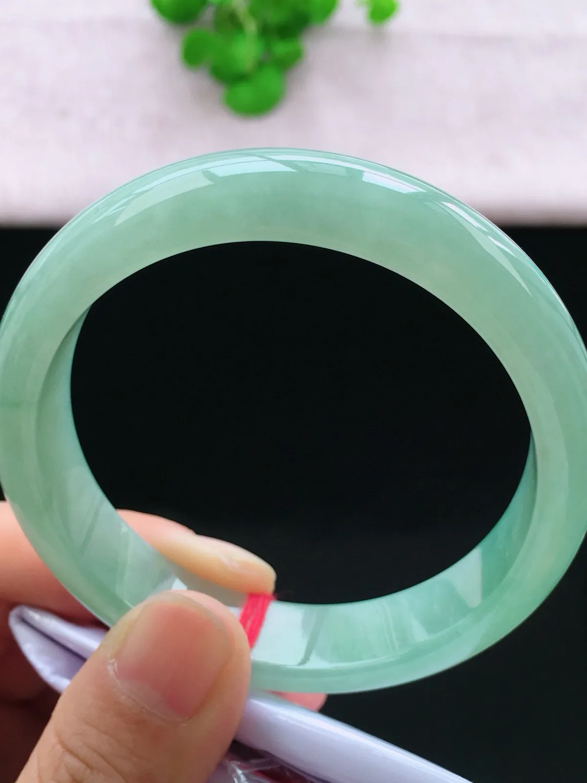 正圈58-59可戴，种老水足，尺寸58.4/13.6/7.8mm，冰油正圈翡翠手镯