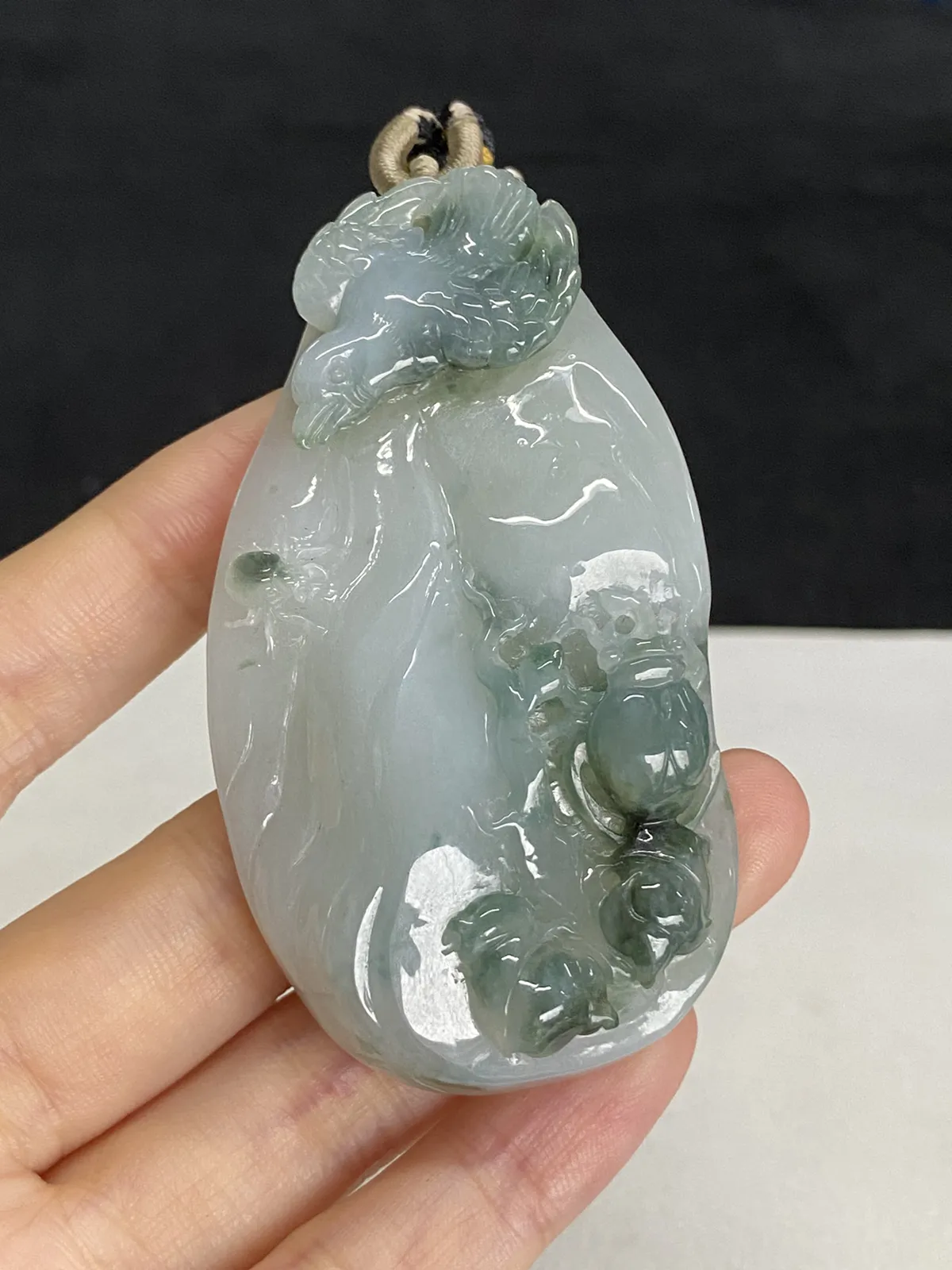 翡翠糯化种飘绿吊坠
