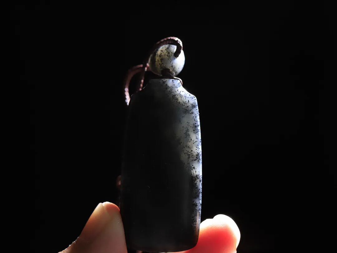 新疆和田青花籽料平安无事牌 质地温润细腻 尺寸46.5-21.7-12mm   FDL-76701953
