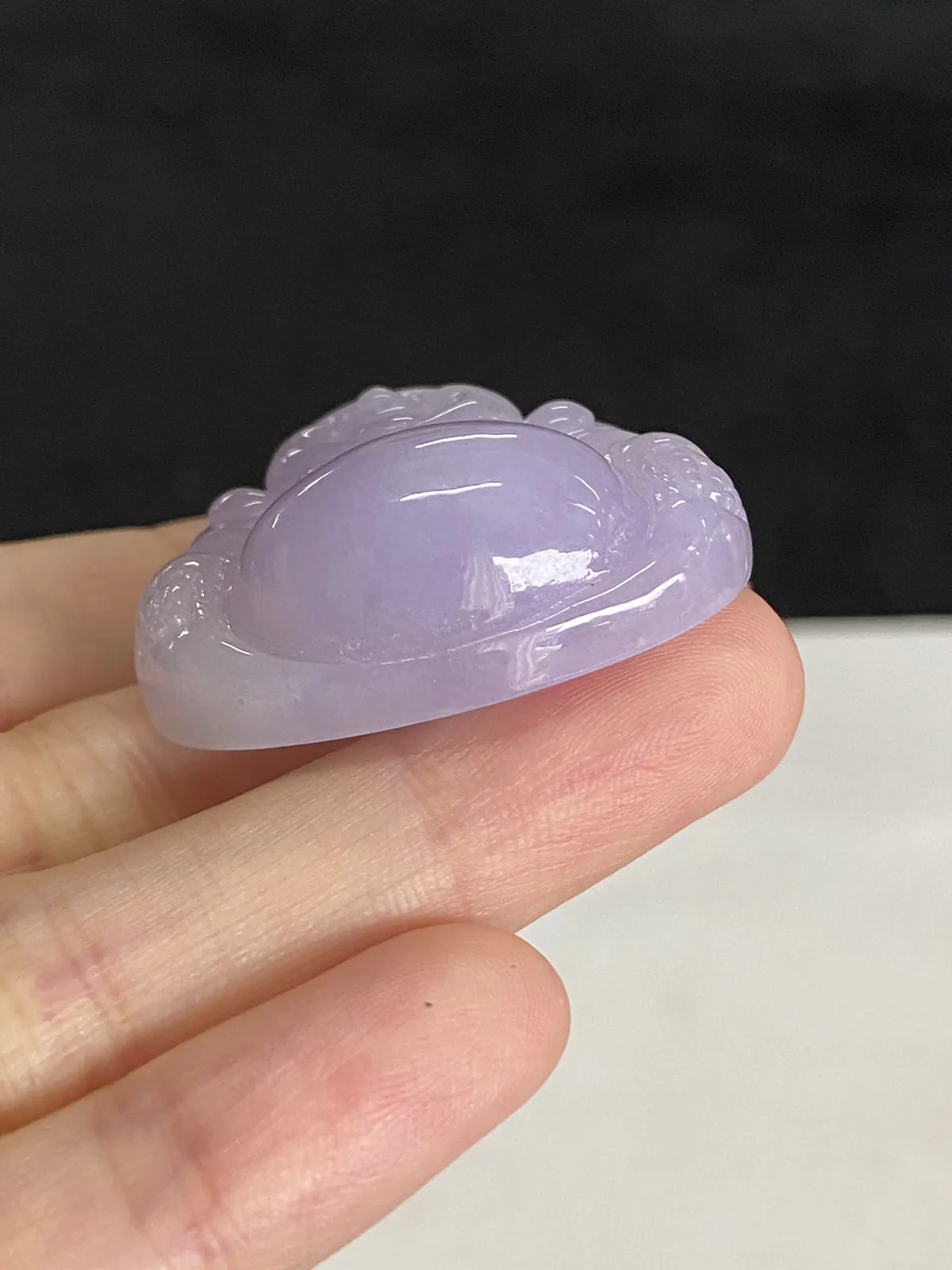 翡翠糯化种淡紫色吊坠