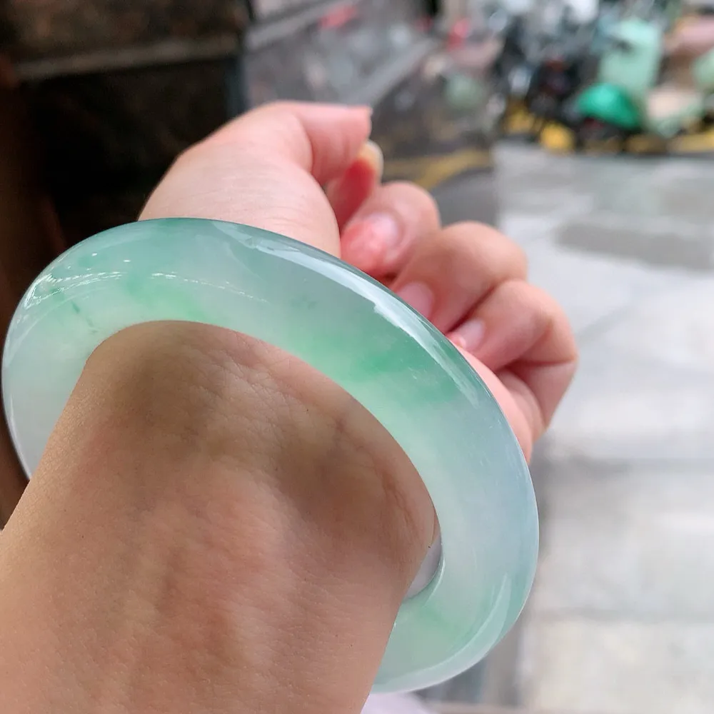 圆条高冰阳绿 无瑕 尺寸:56.7/12 种色俱佳🥰🥰