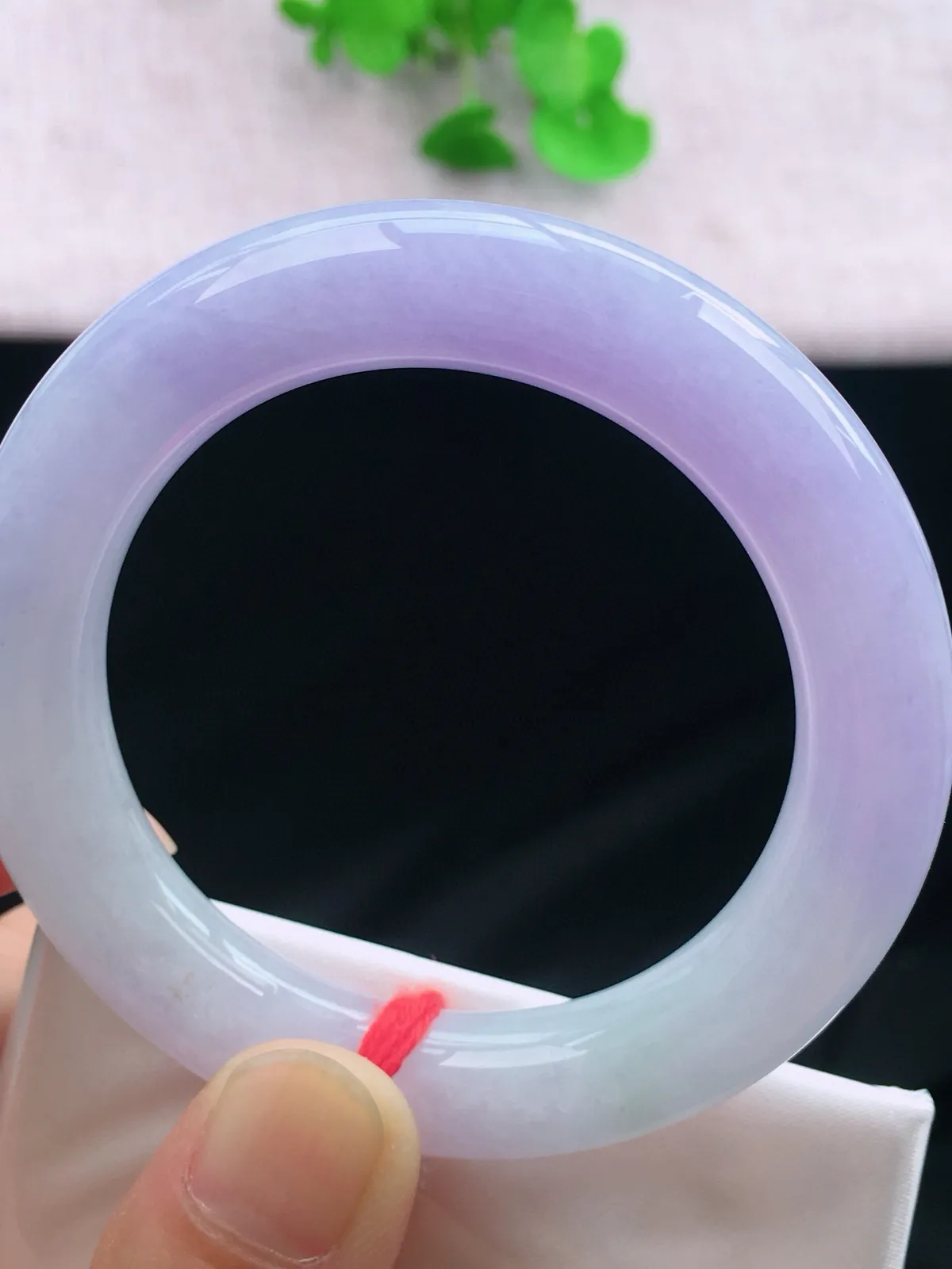正圈52-53可戴，种老水足，尺寸51.5/10.8/10.8mm，紫罗兰圆条翡翠手镯
