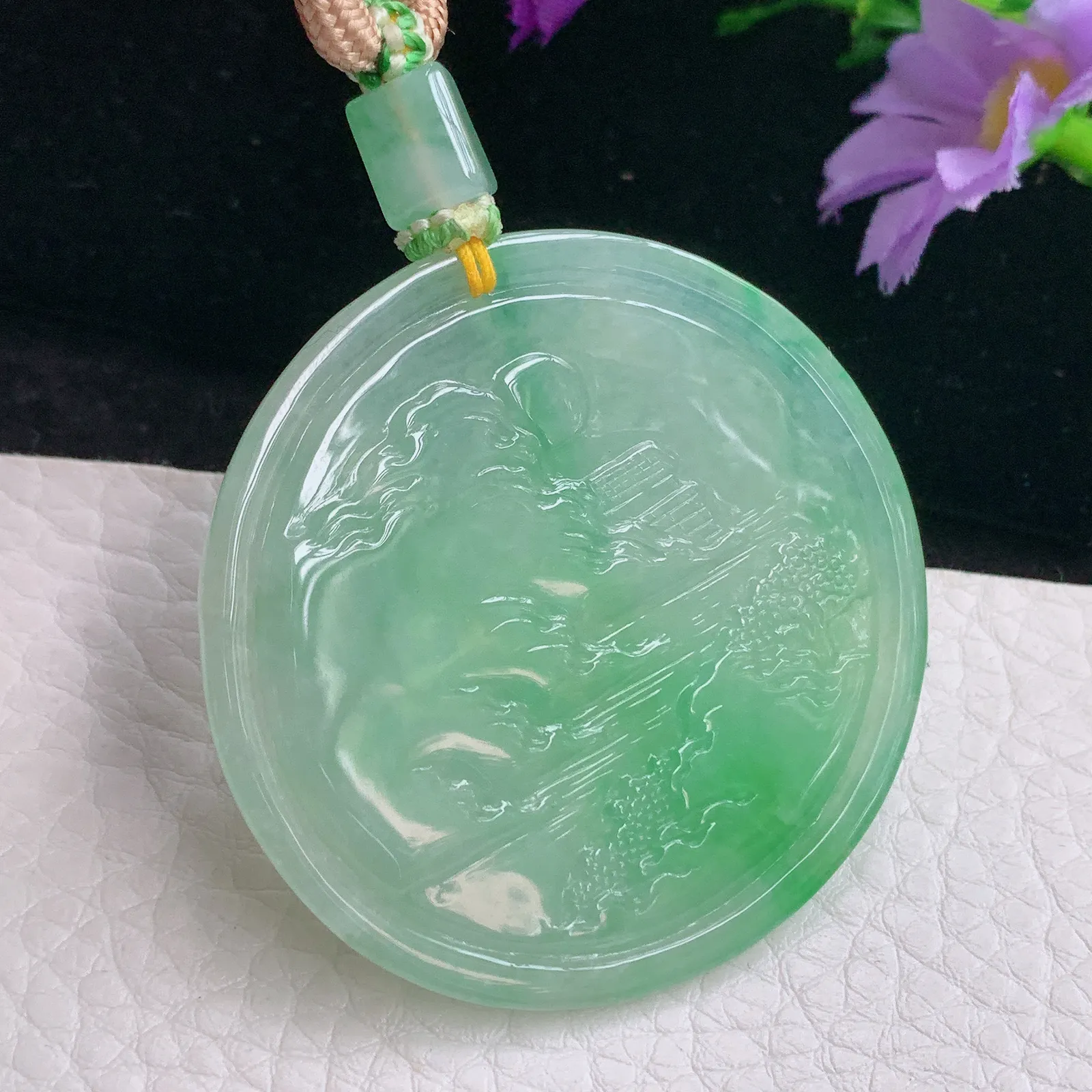 fy实拍49.3*5.8精雕缅甸翡翠冰绿大好河山 山水玉吊坠 玉挂件