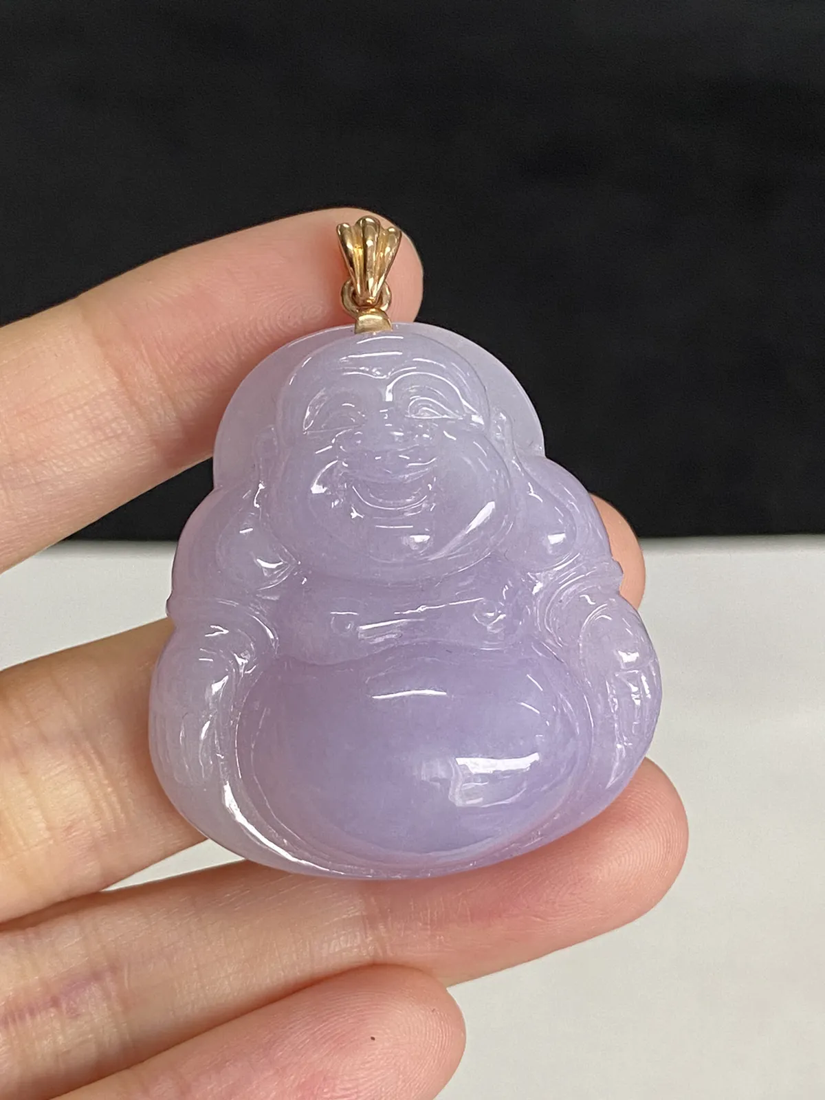 翡翠糯化种淡紫色吊坠