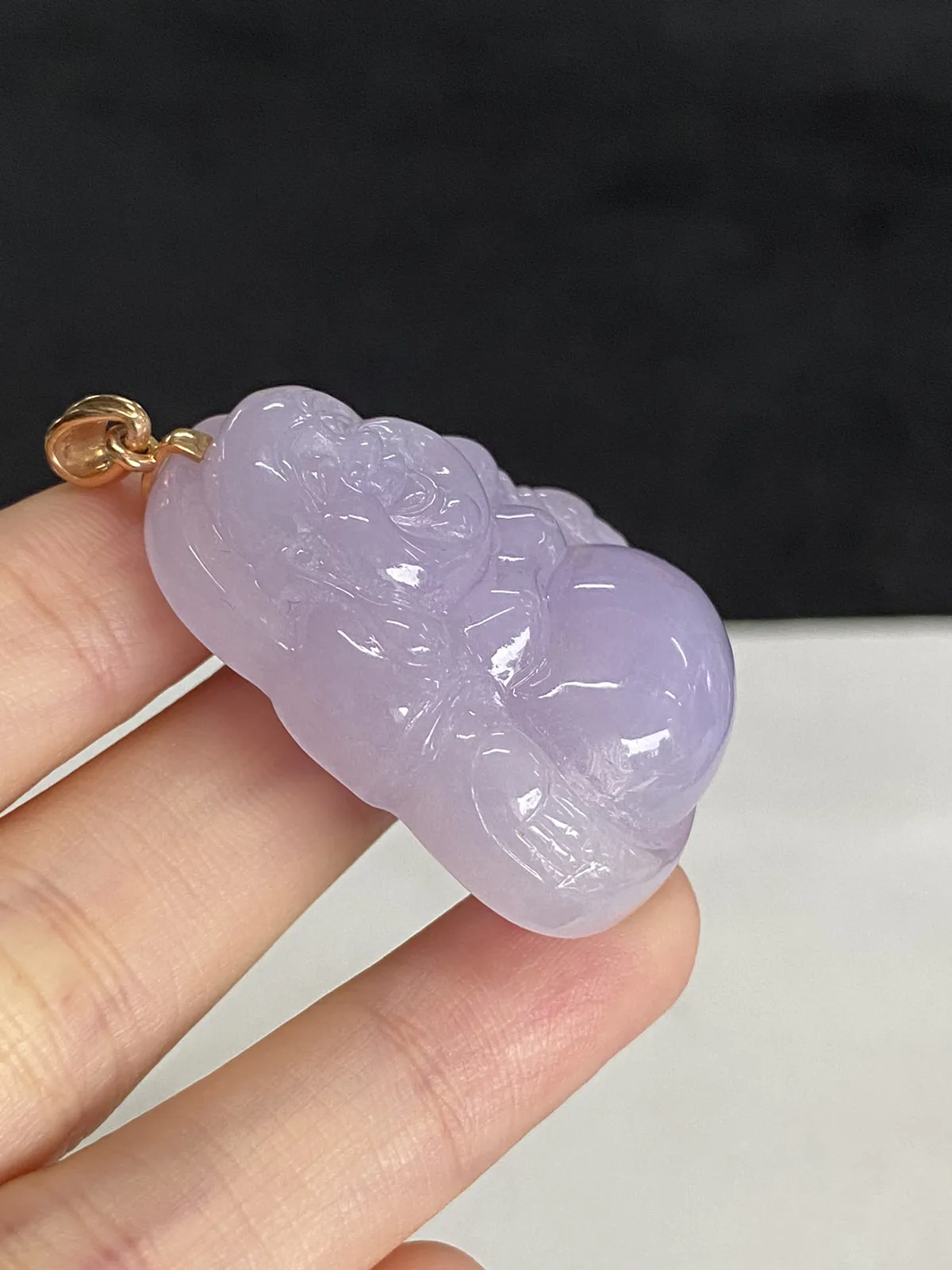 翡翠糯化种淡紫色吊坠
