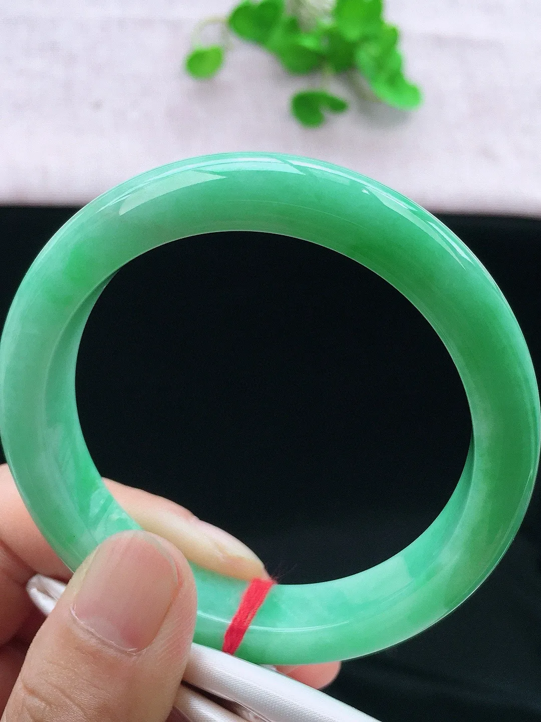 正圈56-57可戴，种老水足，尺寸56.5/12/7.8mm，满绿正圈翡翠手镯