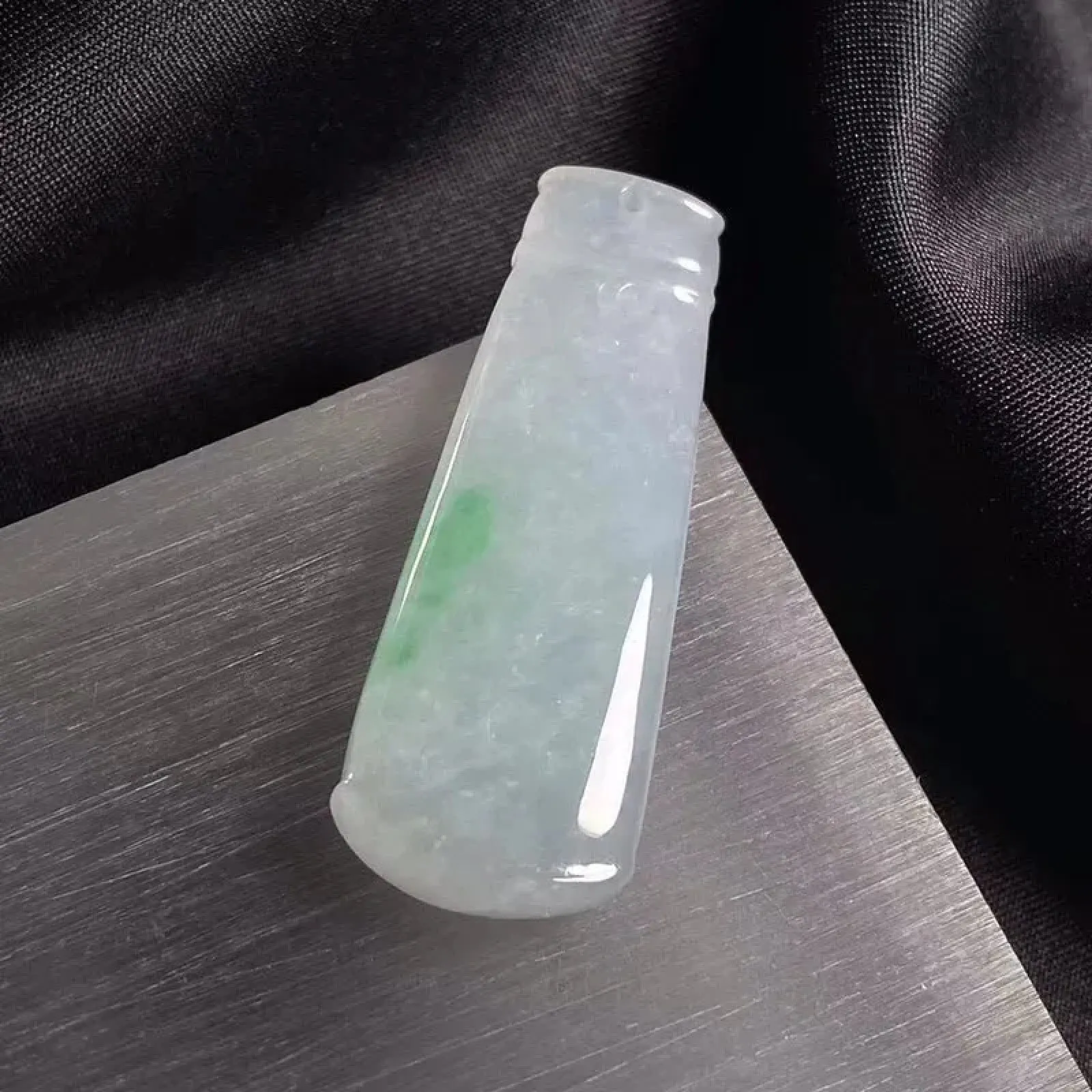 缅甸翡翠A货，富贵竹，平平安安，快乐一生，上身效果非常好，