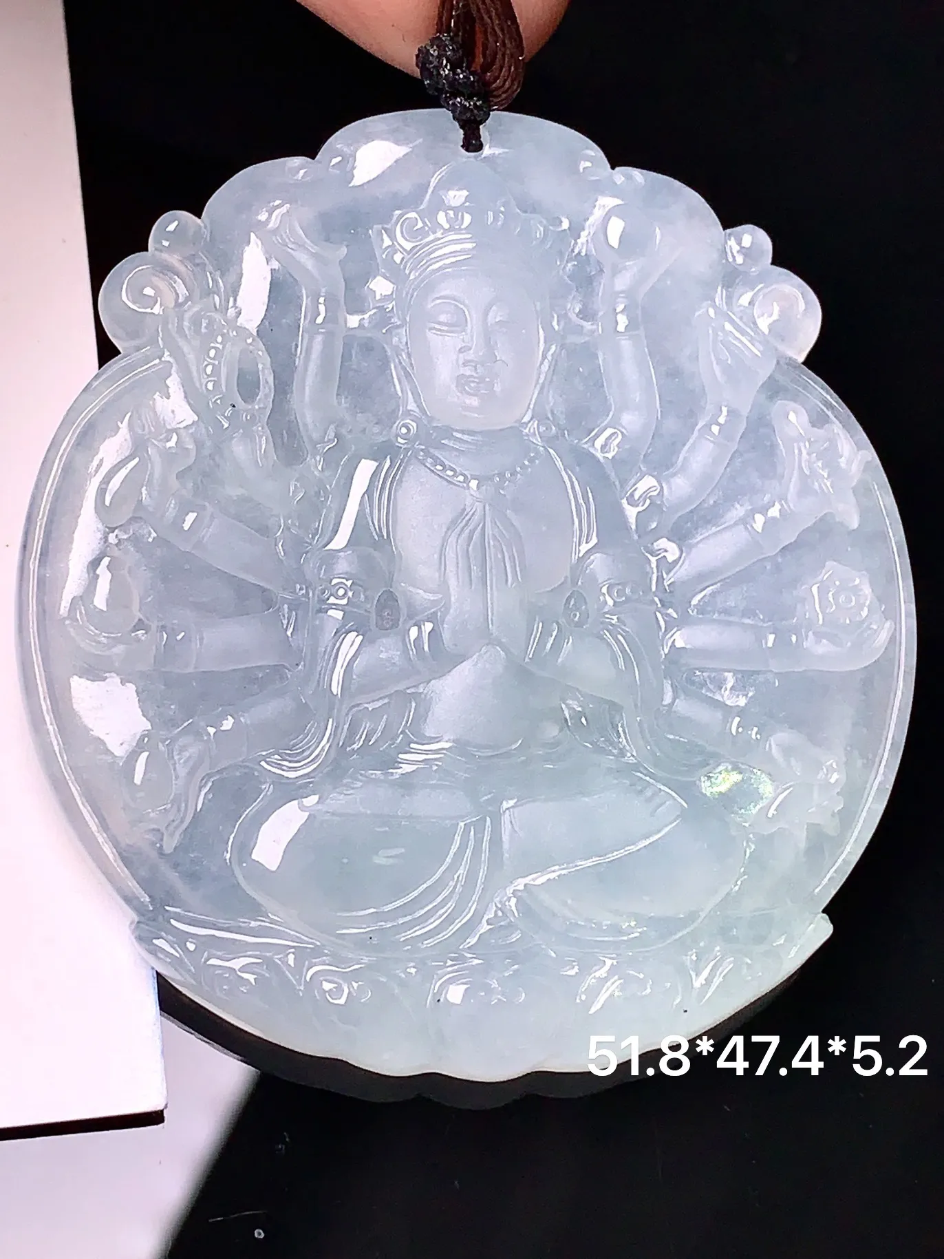 冰种千手观音吊坠 玉质细腻 水润亮眼 色泽艳丽 整体尺寸51.8*47.4*5.2