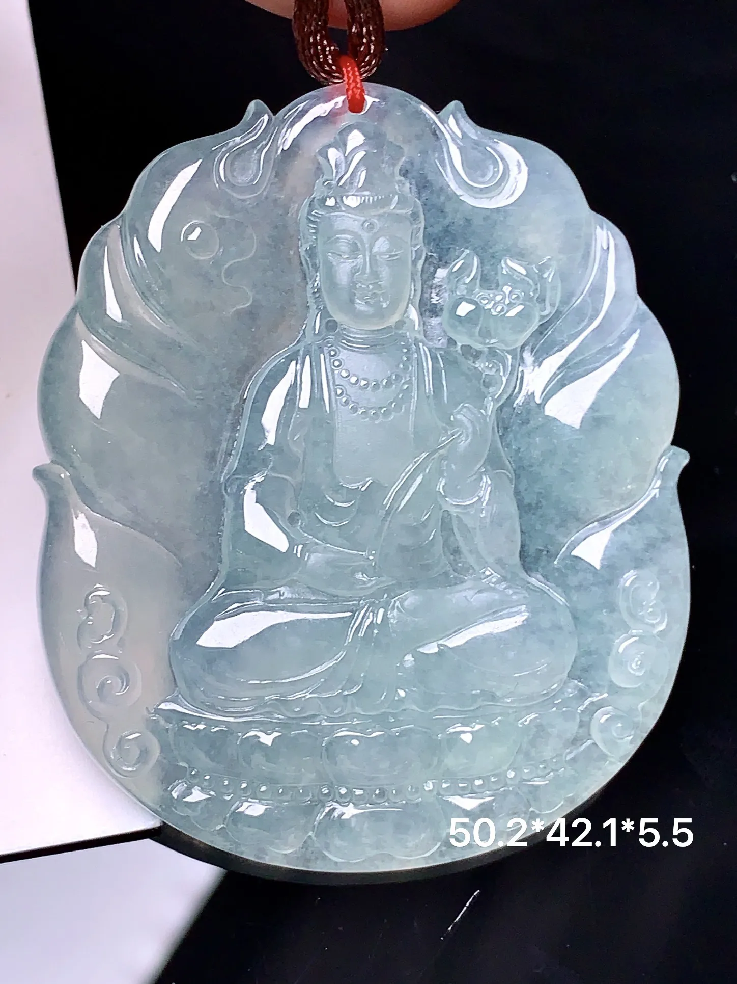 冰种观音吊坠 玉质细腻 水润亮眼 色泽艳丽 整体尺寸50.2*42.1*5.5