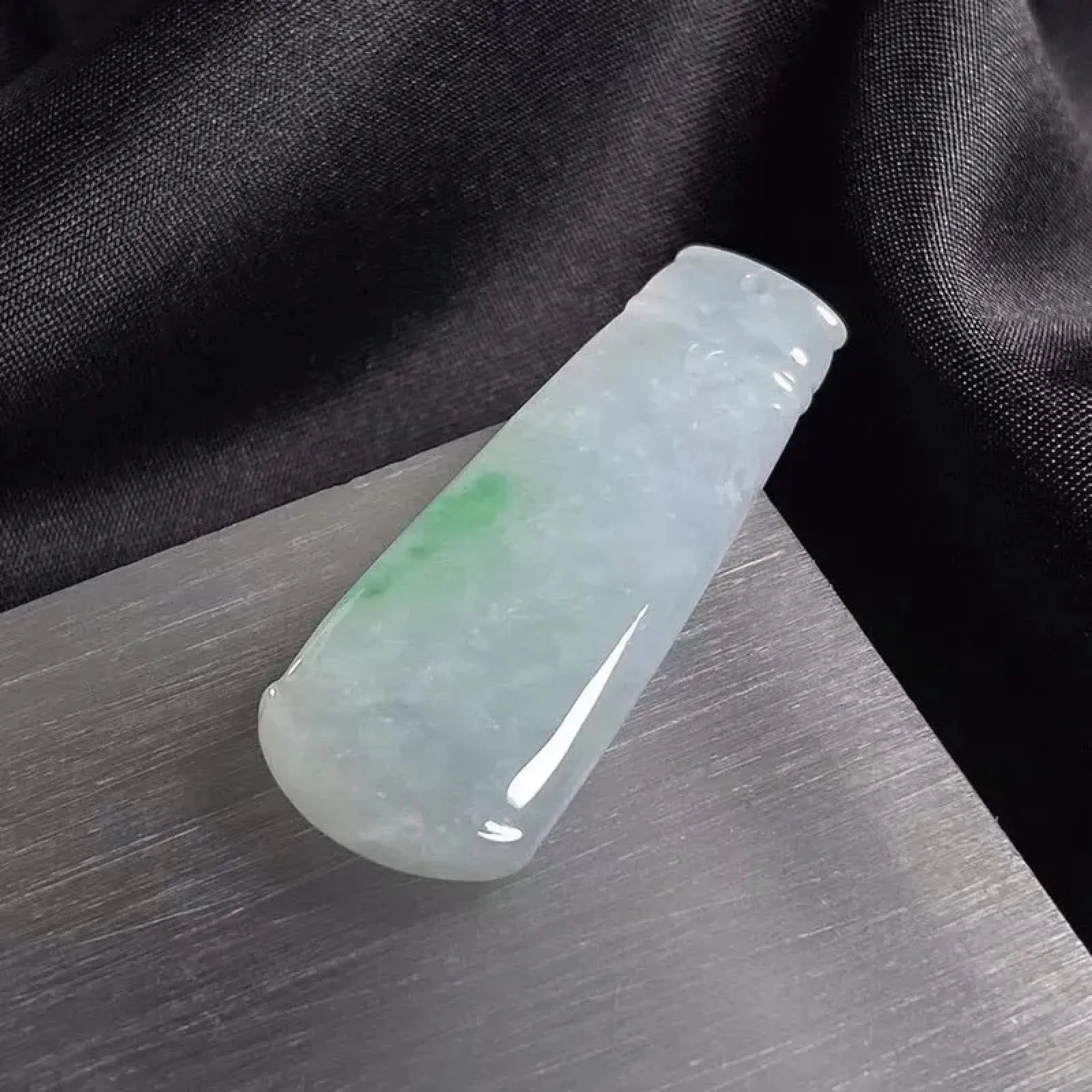 缅甸翡翠A货，富贵竹，平平安安，快乐一生，上身效果非常好，