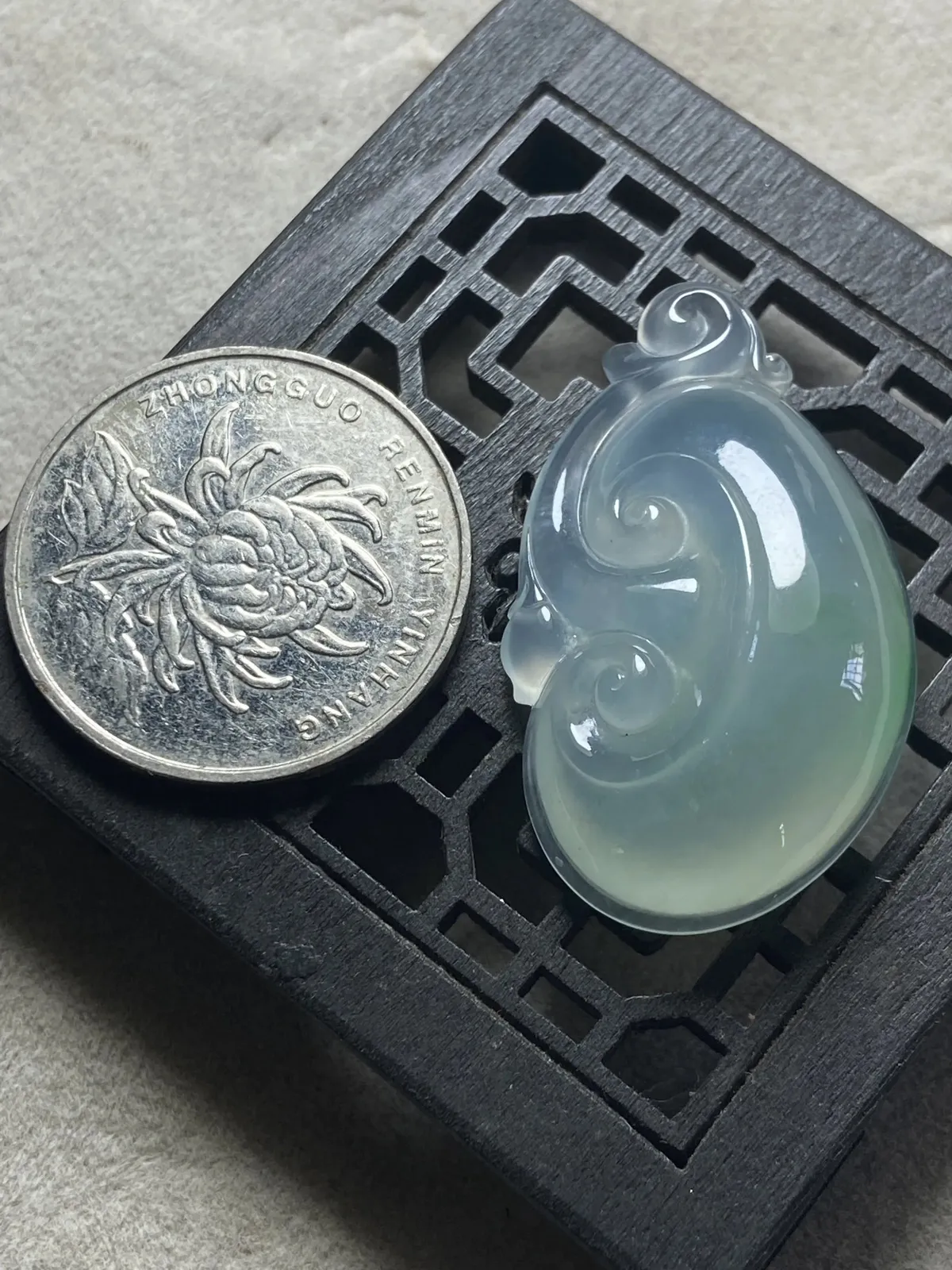 缅甸翡翠A货，万事如意，事事顺心.平平安安，木那料，上身效果好