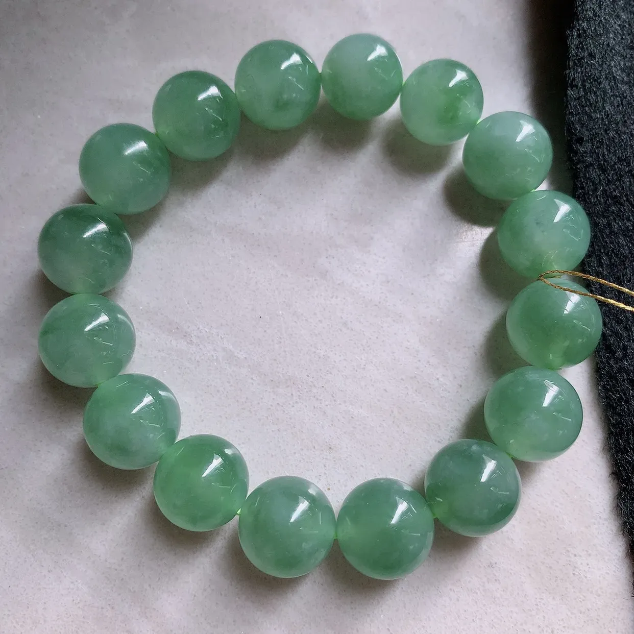 自然光实拍 老坑冰飘花圆珠翡翠项链 种老水足，冰清玉润  颜色漂亮  #001.1取一尺寸12