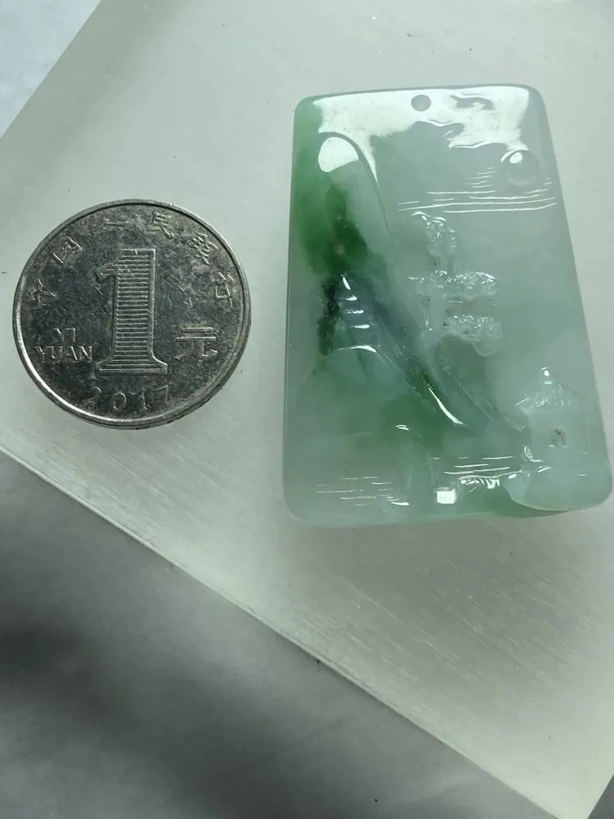 缅甸翡翠A货，山山水水，顺风顺水，财源茂盛，平安是福，上身效果美