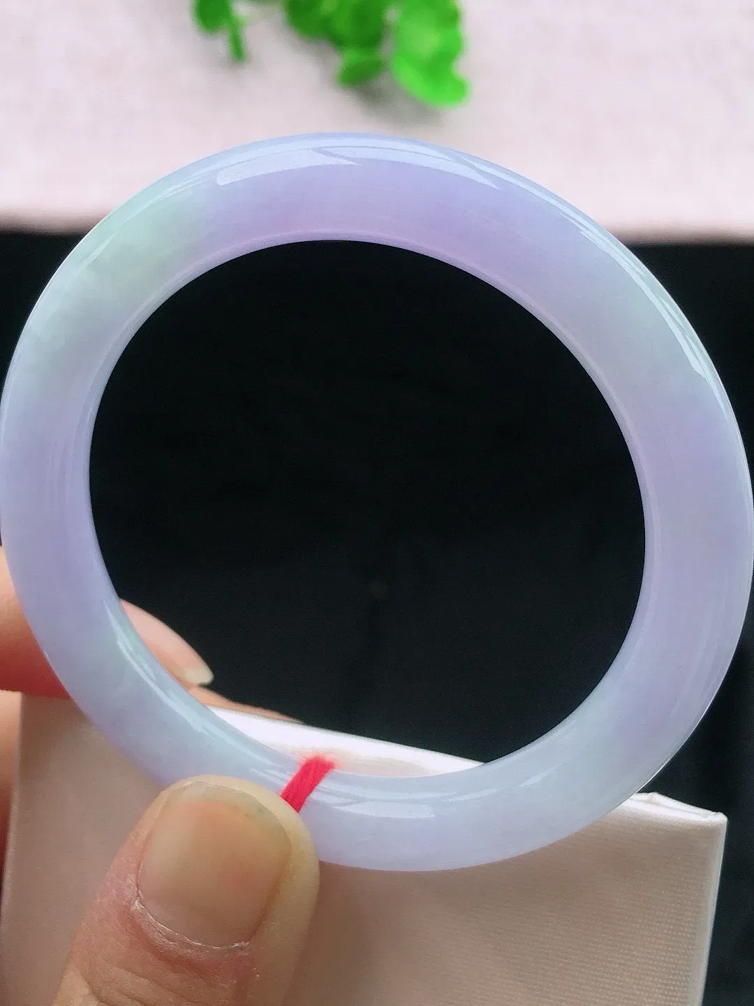 正圈53-54可戴，种老水足，尺寸52/8.5/8.5mm，紫罗兰圆条翡翠手镯