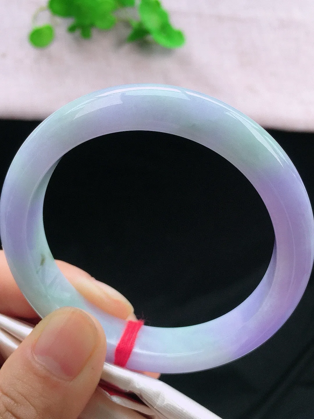 正圈54-55可戴，种老水足，尺寸55/11.8/8.3mm，紫罗兰正圈翡翠手
