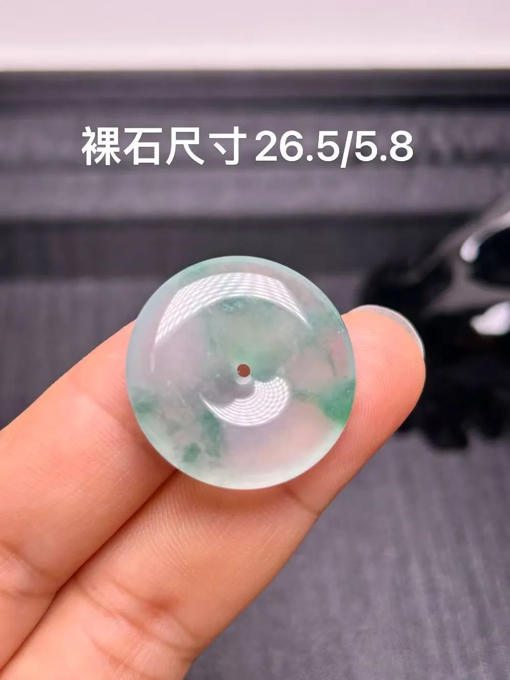 缅甸翡翠A货，平安扣，平平安安，健健康康，快乐一生，上身效果很