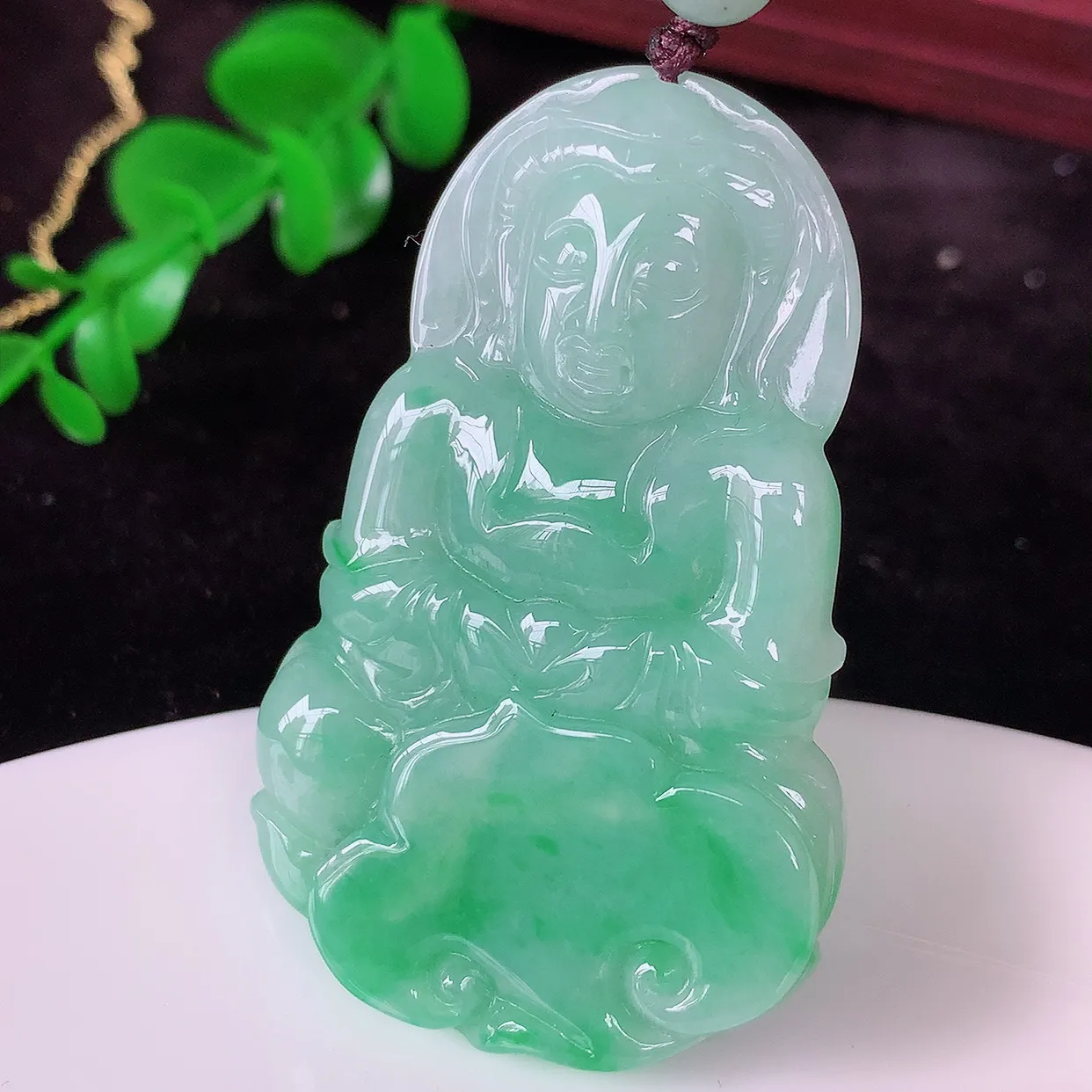 自然光实拍，冰胶飘绿观音吊坠，赐福翡翠观音，观音庇佑守护 ，送礼或自留佳选！#46.21