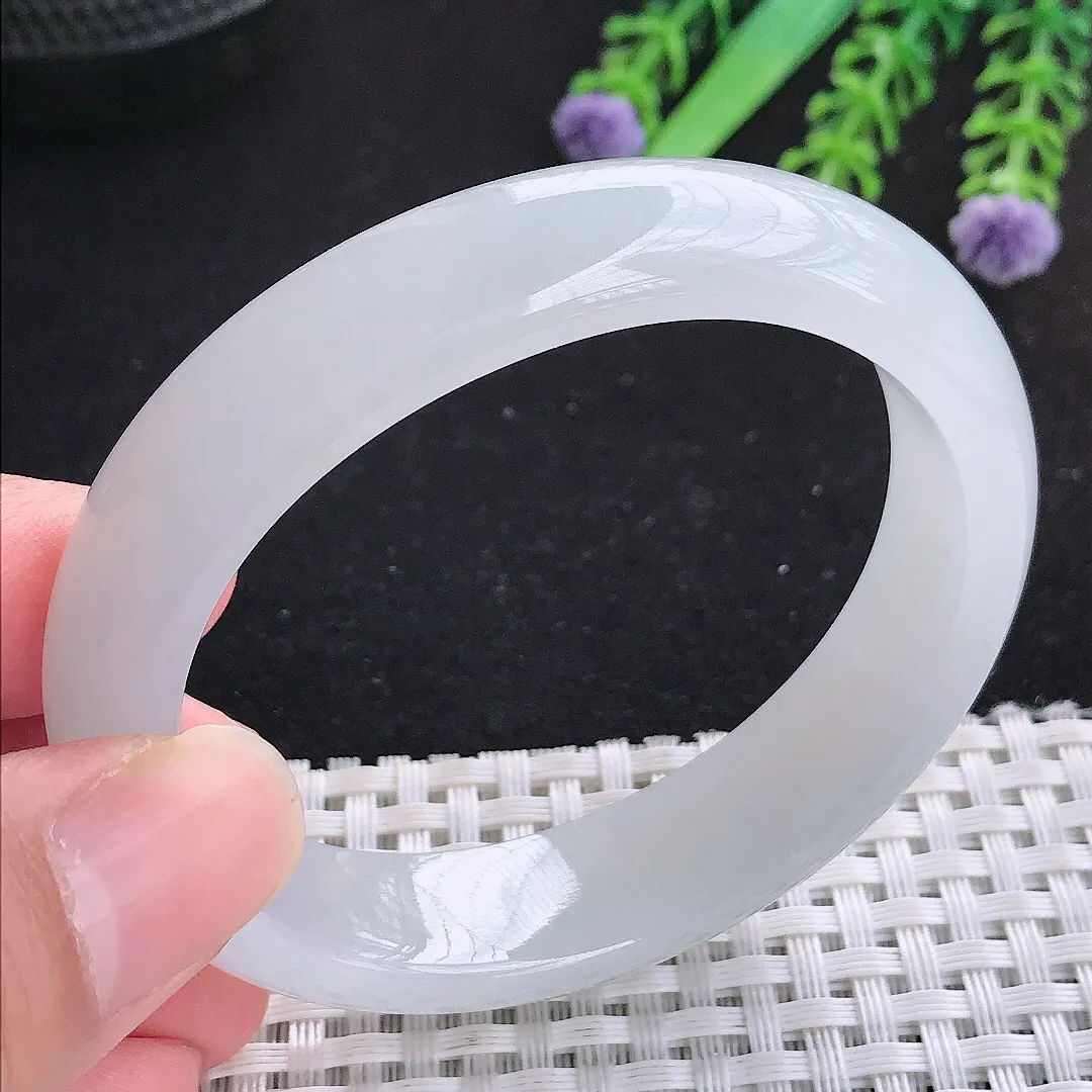 自然光53.5/49/13.5/7.8老坑冰胶果冻月光白贵妃手镯宽边玉镯百搭少女