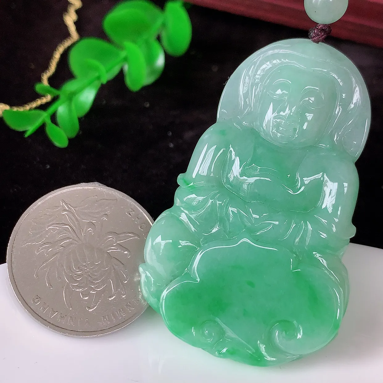 自然光实拍，冰胶飘绿观音吊坠，赐福翡翠观音，观音庇佑守护 ，送礼或自留佳选！#46.21