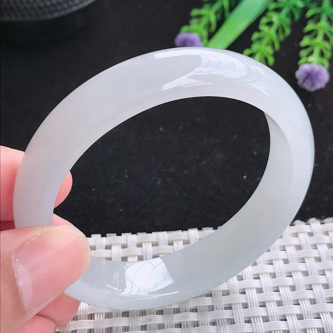 自然光53.5/49/13.5/7.8老坑冰胶果冻月光白贵妃手镯宽边玉镯百搭少女