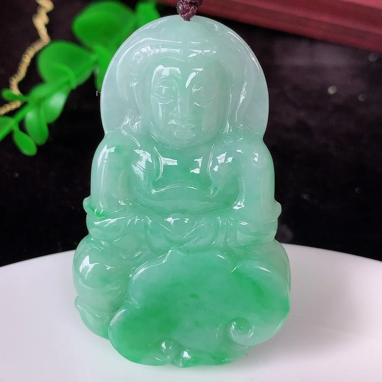 自然光实拍，冰胶飘绿观音吊坠，赐福翡翠观音，观音庇佑守护 ，送礼或自留佳选！#46.21