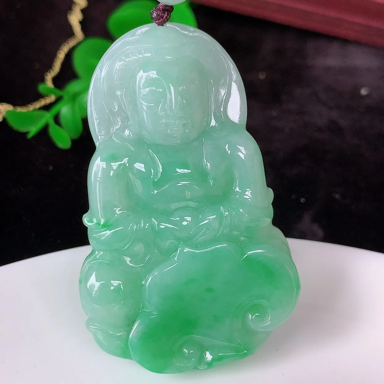 自然光实拍，冰胶飘绿观音吊坠，赐福翡翠观音，观音庇佑守护 ，送礼或自留佳选！#46.21