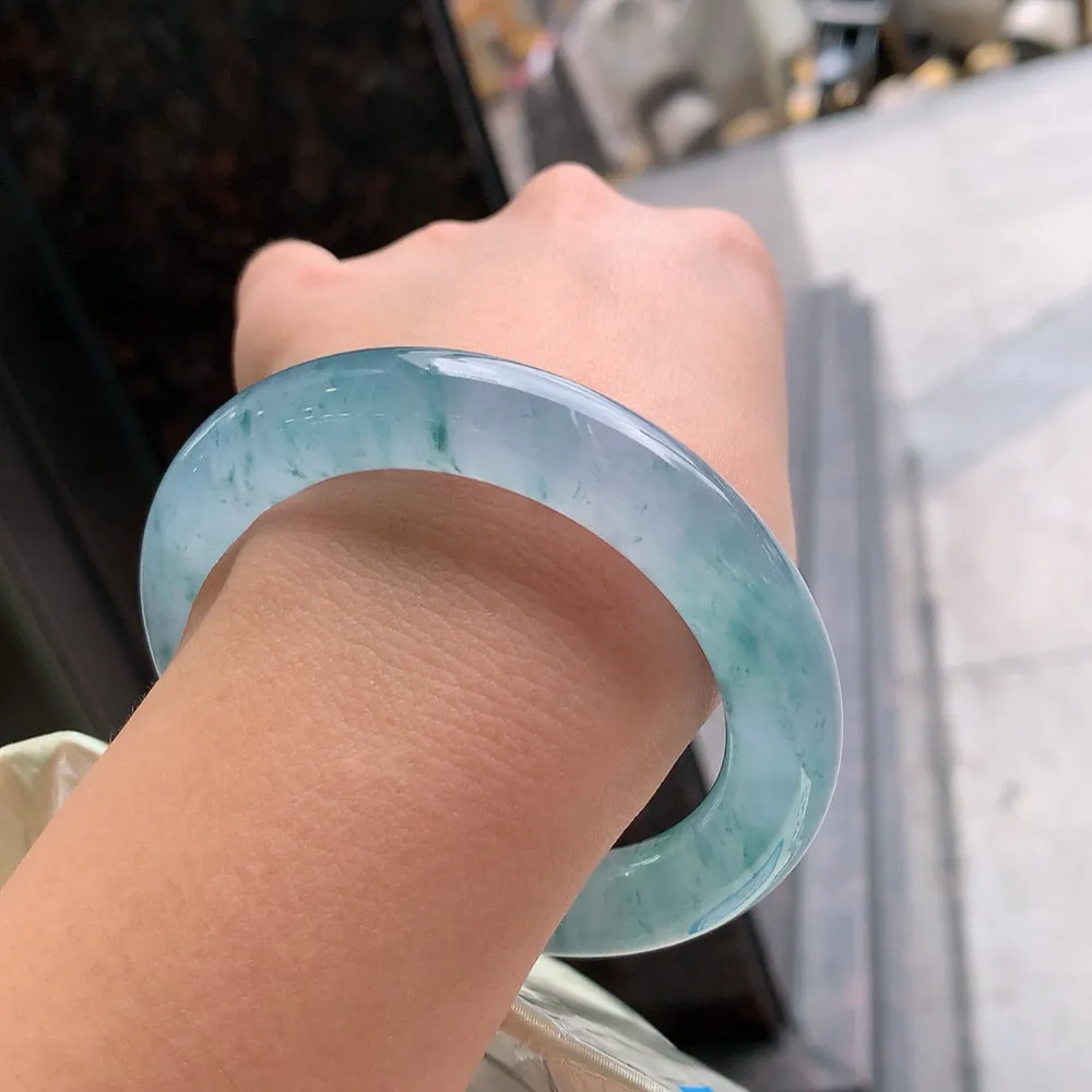 圆条冰玻蓝紫 无瑕 尺寸:56.9/12/11.6 种色俱佳🥰🥰