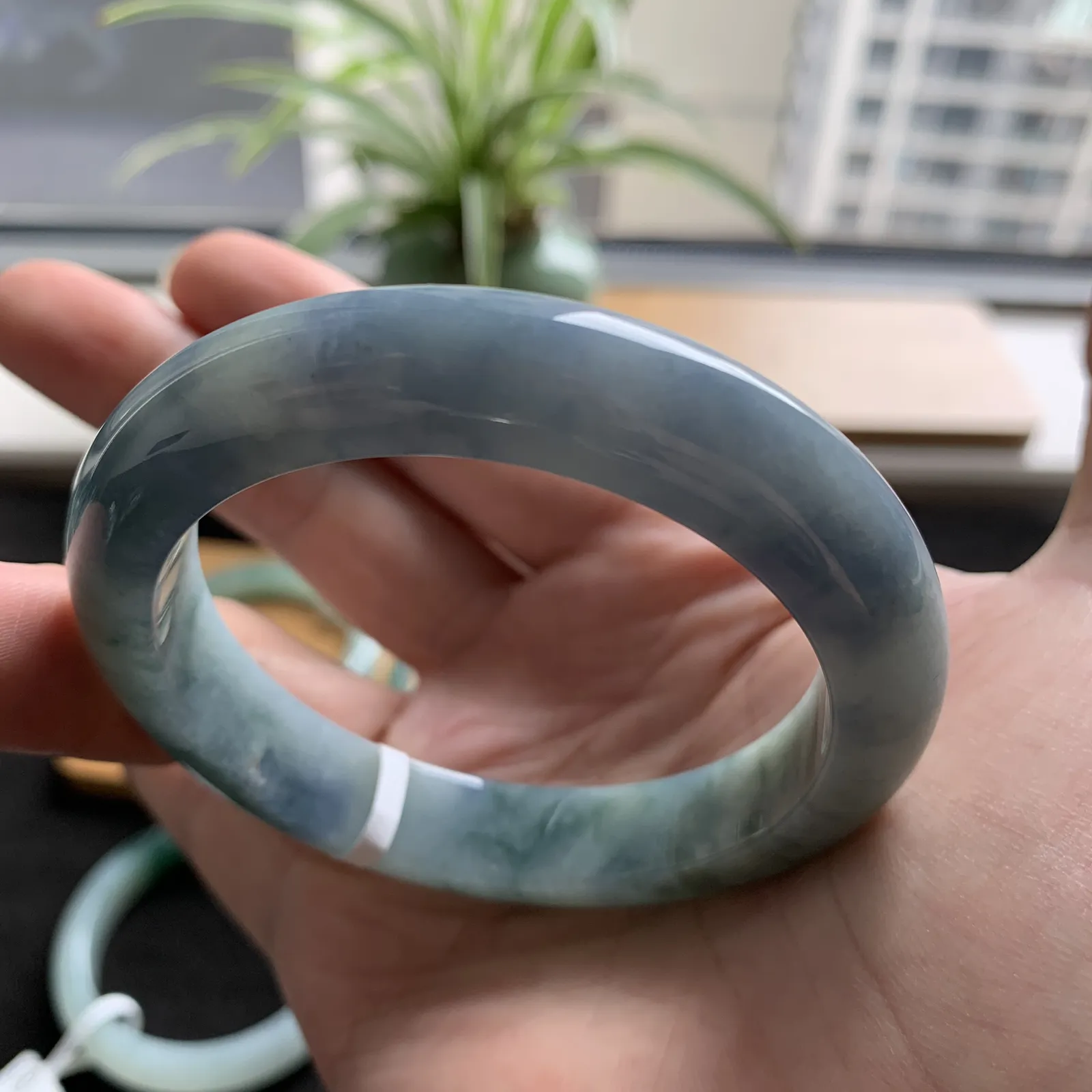 55圈口紫罗兰手镯
