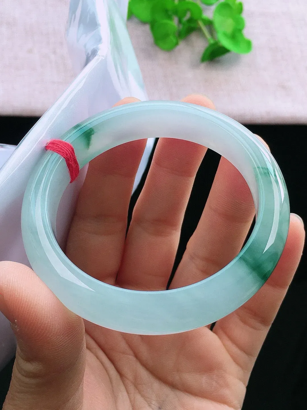 正圈58-59可戴，种老水足，尺寸58.3/13/8.5mm，冰飘花正圈翡翠手镯