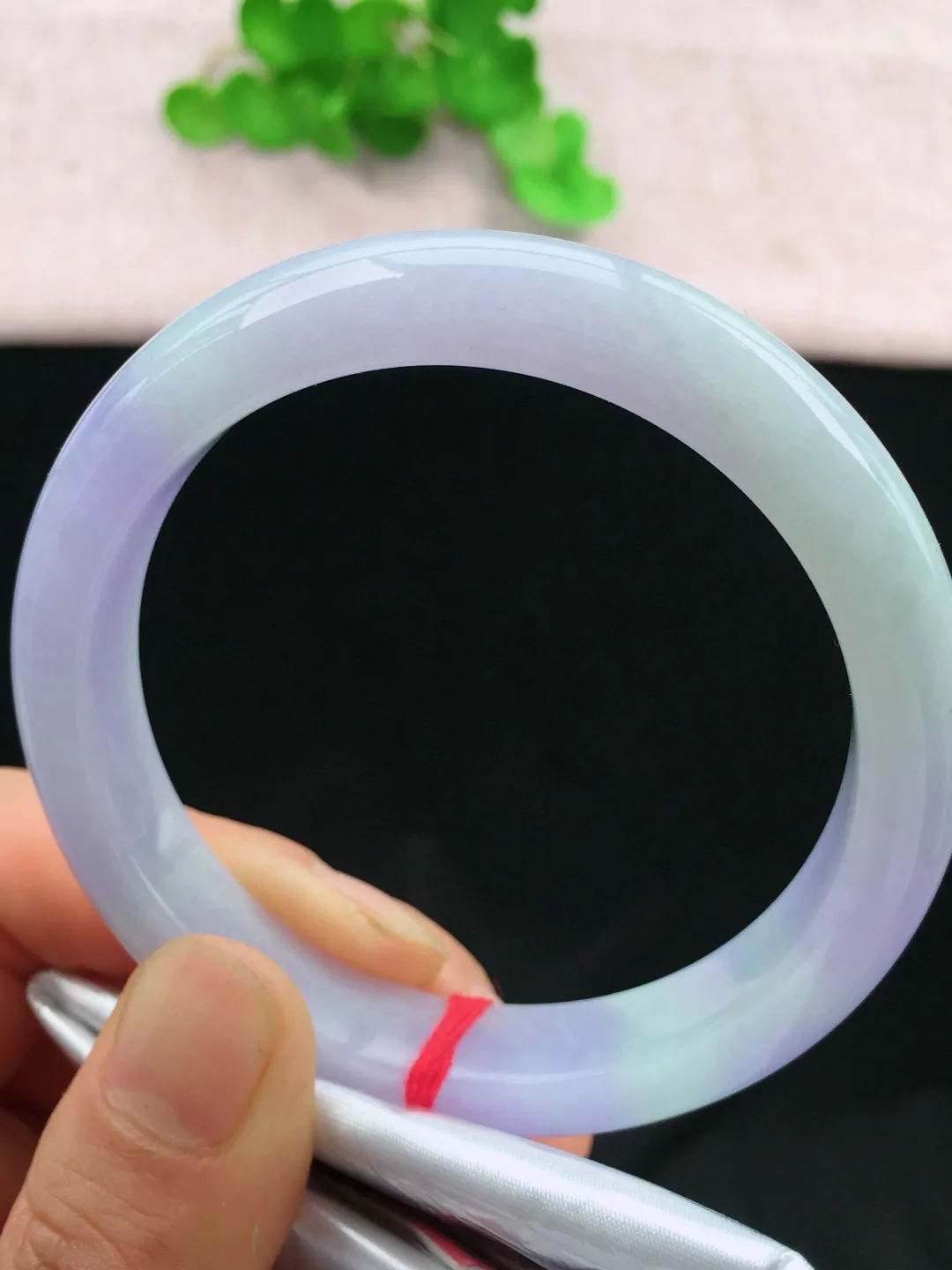 正圈56-57可戴，种老水足，尺寸56.5/10.9/8.3mm，紫罗兰正圈翡翠手镯