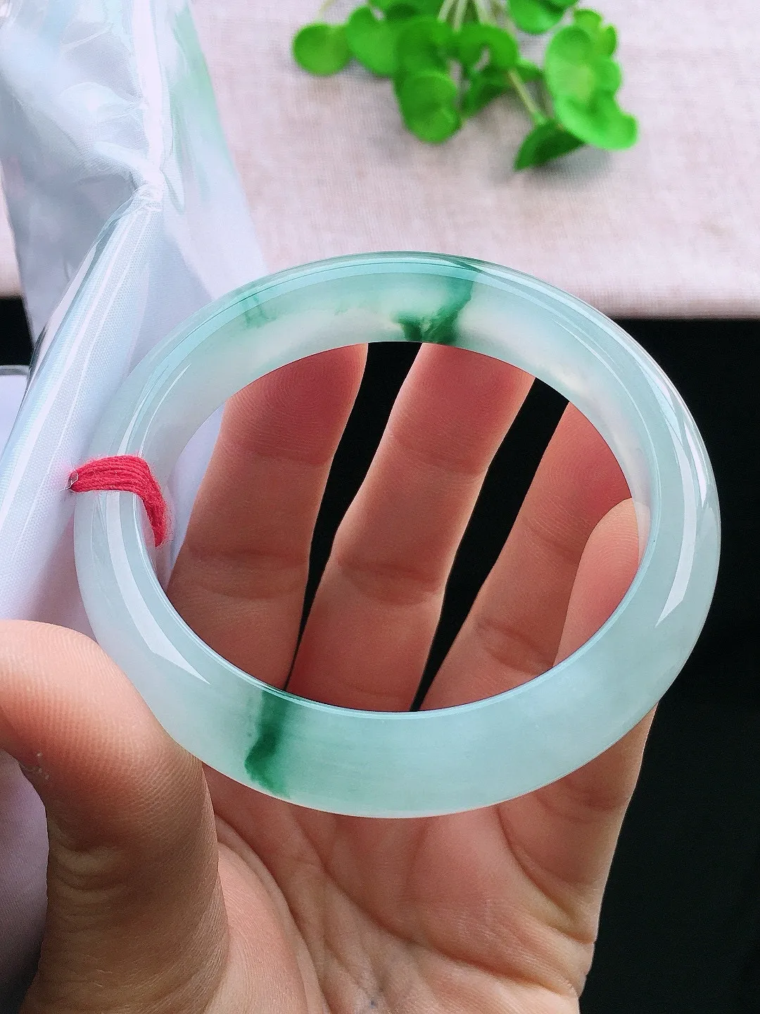 正圈58-59可戴，种老水足，尺寸58.3/13/8.5mm，冰飘花正圈翡翠手镯