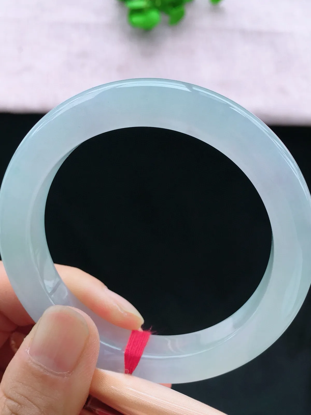 正圈56-57可戴，种老水足，尺寸56.8/10.5/9.5mm，白冰正圈翡翠手镯