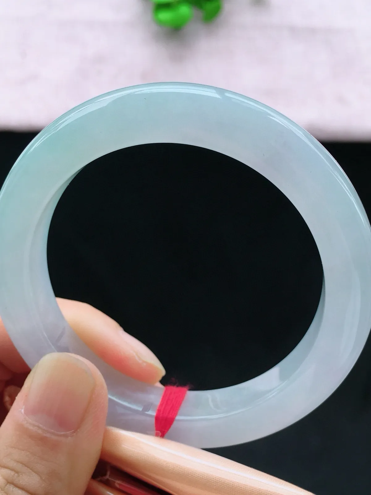 正圈56-57可戴，种老水足，尺寸56.8/10.5/9.5mm，白冰正圈翡翠手镯