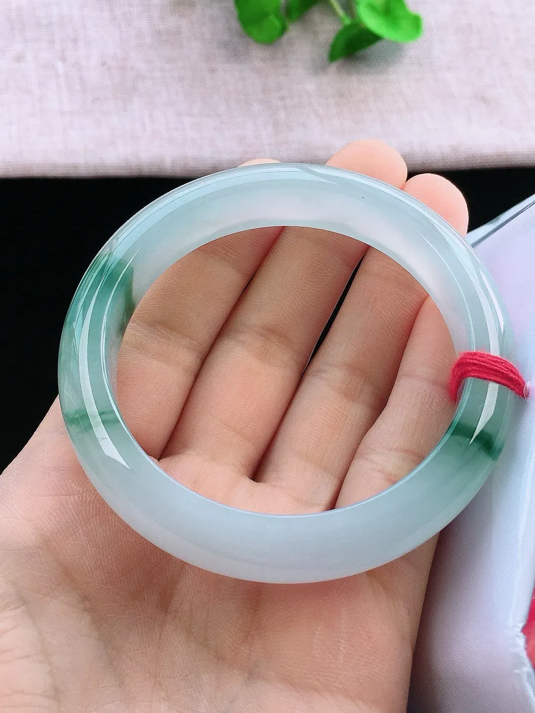 正圈58-59可戴，种老水足，尺寸58.3/13/8.5mm，冰飘花正圈翡翠手镯