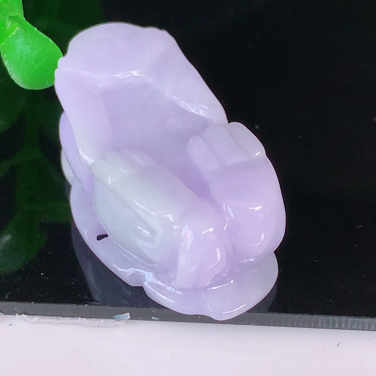 自然光实拍，冰润紫罗兰招财貔貅吊坠，民间有“一摸貔貅运程旺盛，再摸貔貅财运滚滚，三摸貔貅平步青云 ”的美好祝愿。#41.24