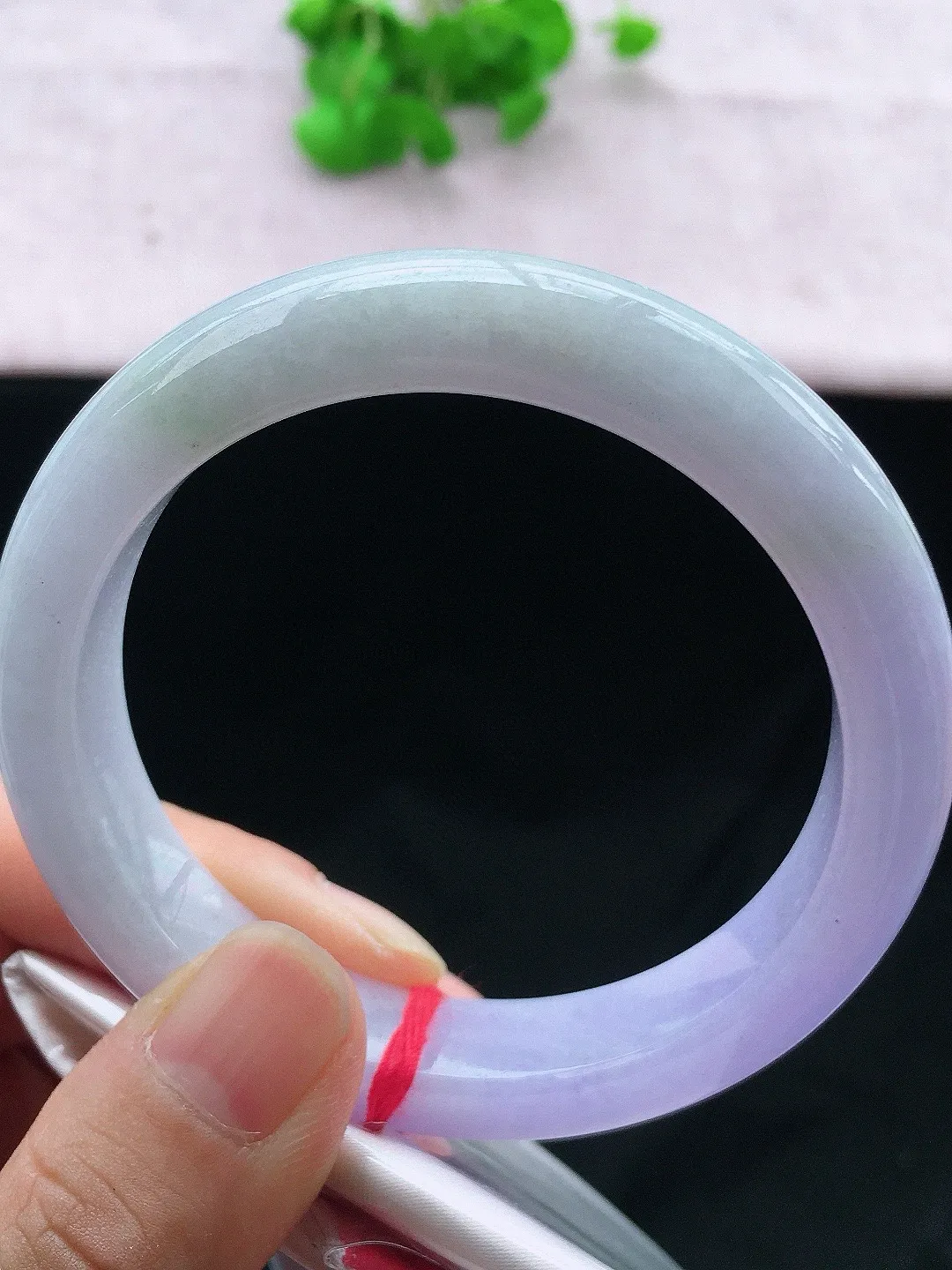 正圈56-57可戴，种老水足，尺寸56.8/12.2/8.9mm，紫罗兰正圈翡翠手镯