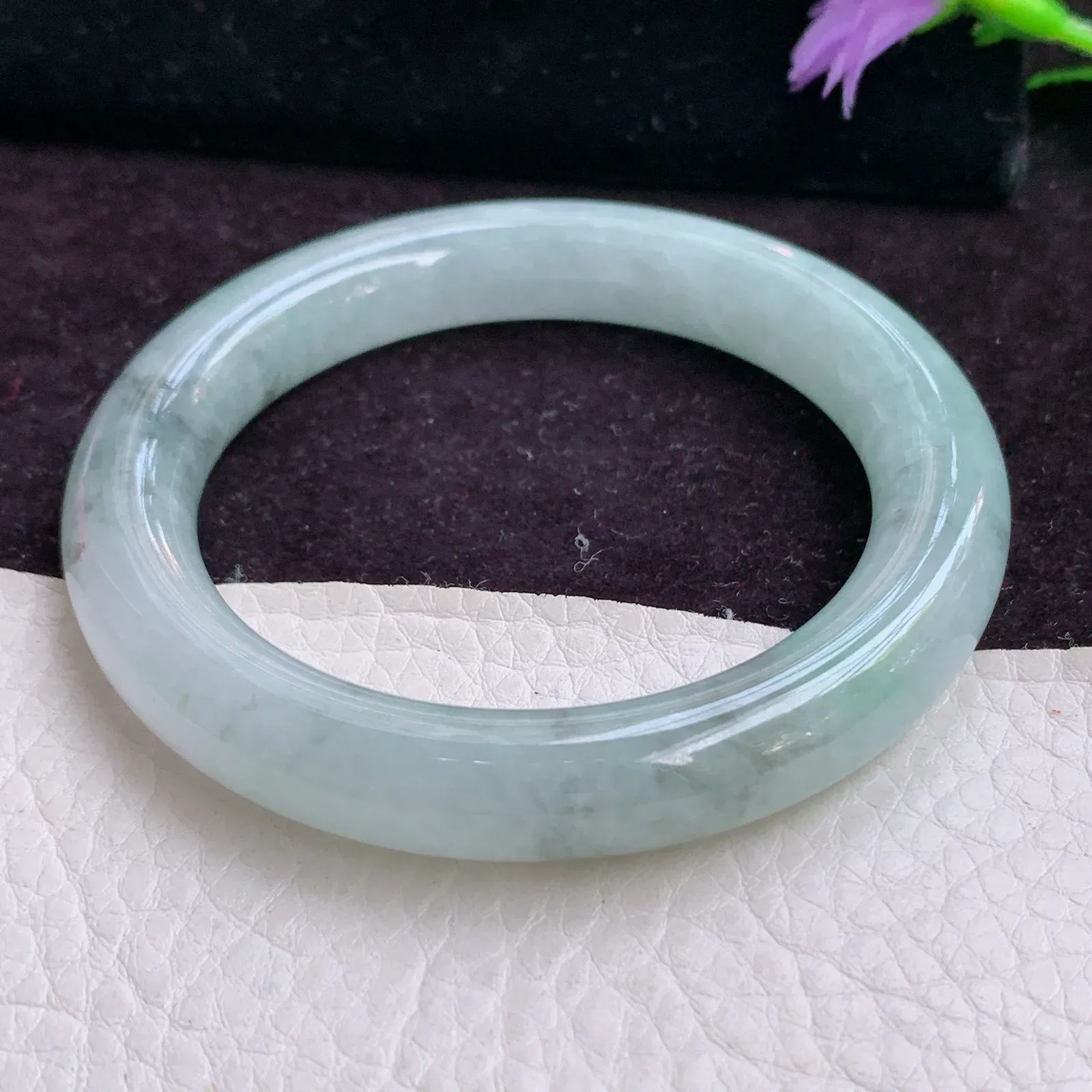 ll实拍54.3*10.5美人镯 天然缅甸翡翠飘花圆条珠宝玉镯子 玉手环