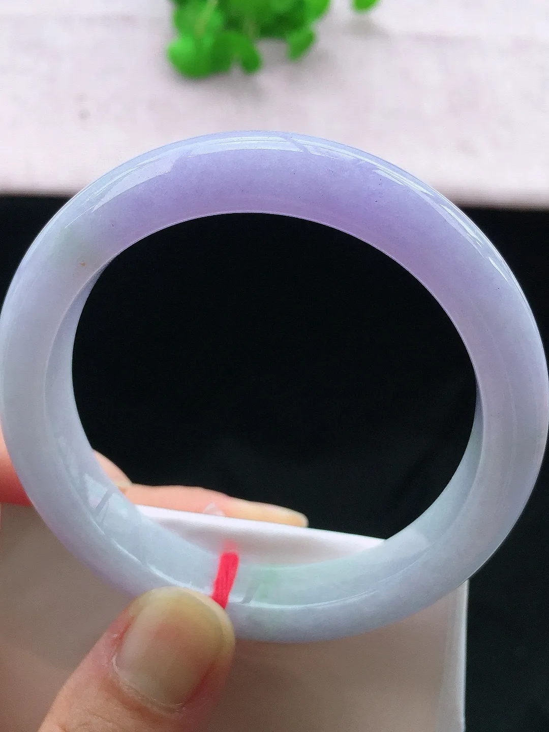 正圈56-57可戴，种老水足，尺寸56.8/12.2/8.9mm，紫罗兰正圈翡翠手镯