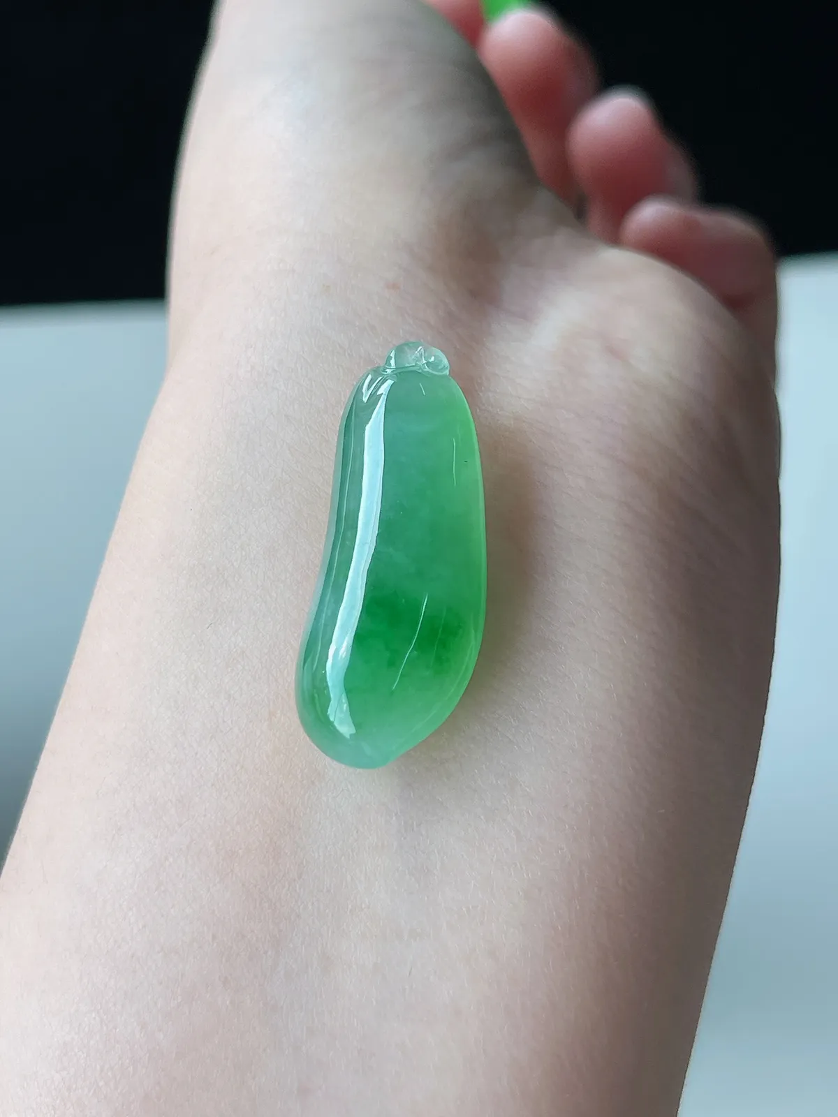 翡翠冰糯种飘花福瓜