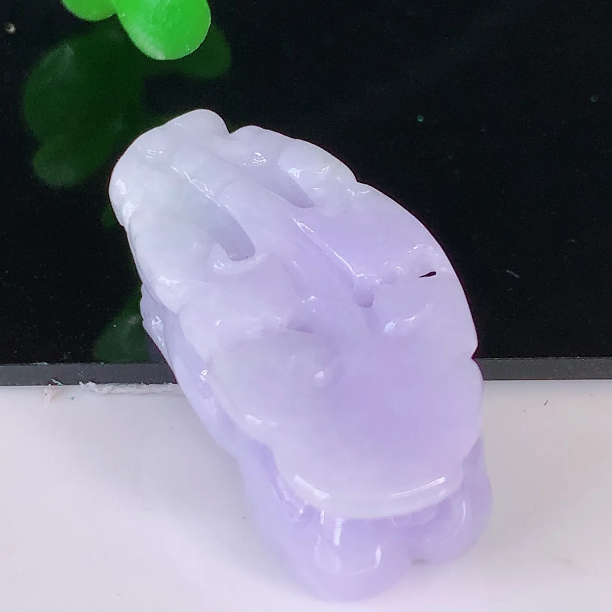 自然光实拍，冰润紫罗兰招财貔貅吊坠，民间有“一摸貔貅运程旺盛，再摸貔貅财运滚滚，三摸貔貅平步青云 ”的美好祝愿。#41.24