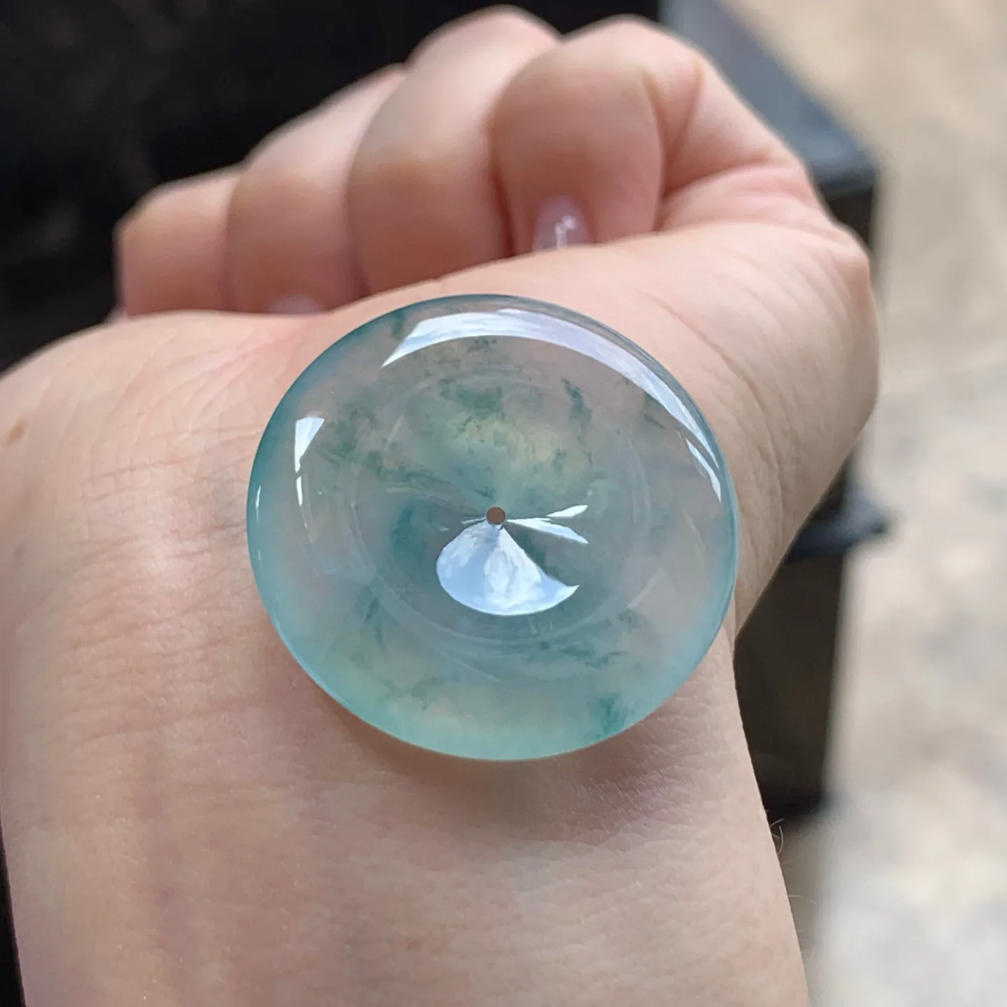 冰种飘花平安扣
种好水足 清爽