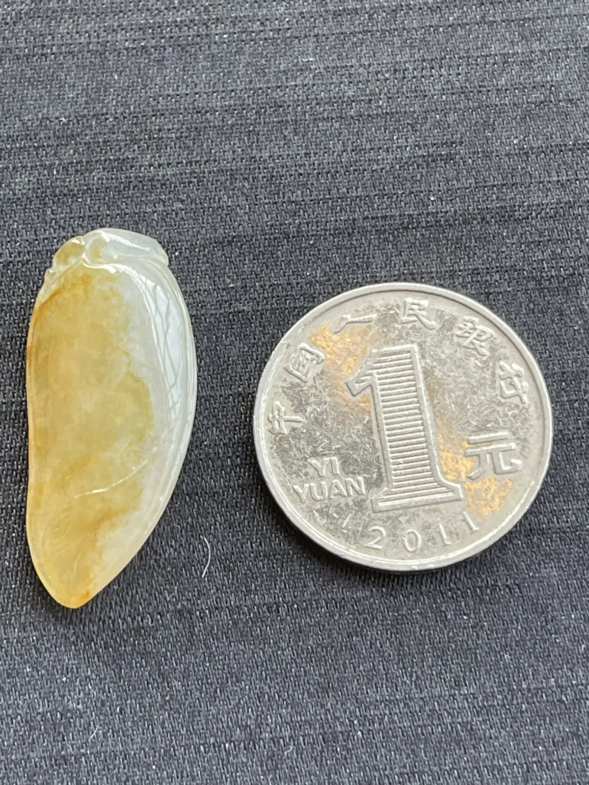 缅甸翡翠A货，冰黄福瓜，福在人间，上身效果非常好，幸福长久