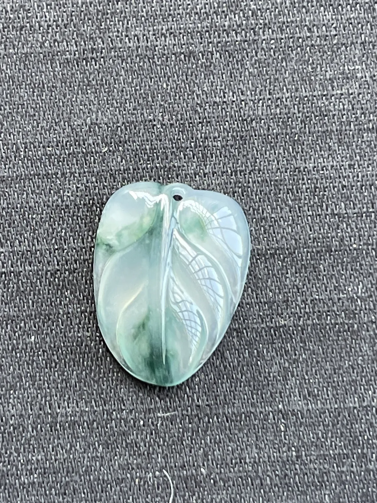 缅甸翡翠A货，冰飘花叶子，学业有成，事业有成，上身效果很好，