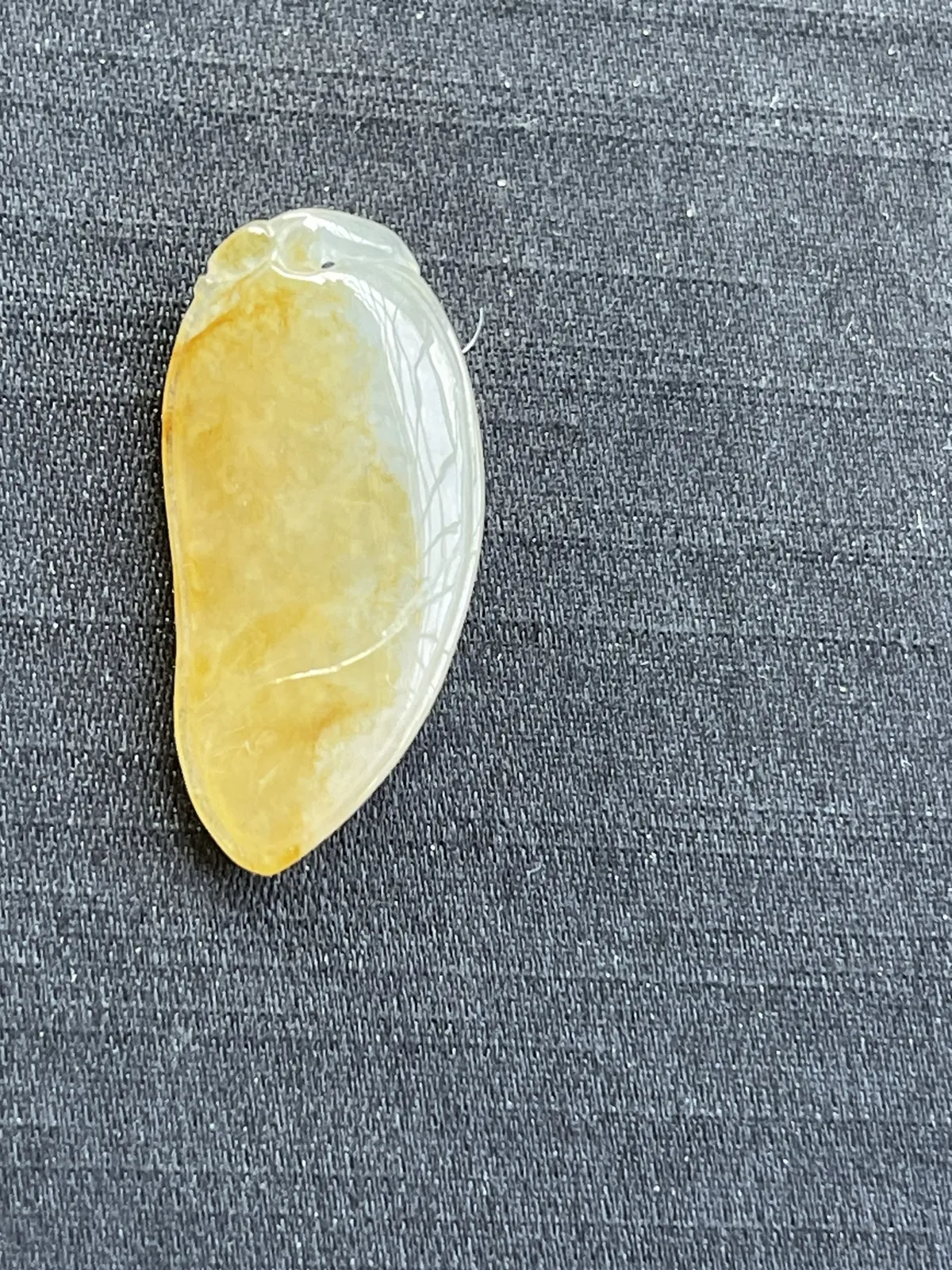 缅甸翡翠A货，冰黄福瓜，福在人间，上身效果非常好，幸福长久