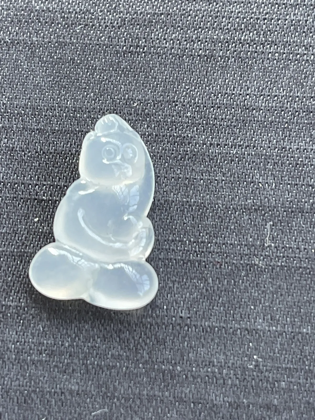 缅甸翡翠A货，猴子，上身效果很好，一生平安，幸福快乐。