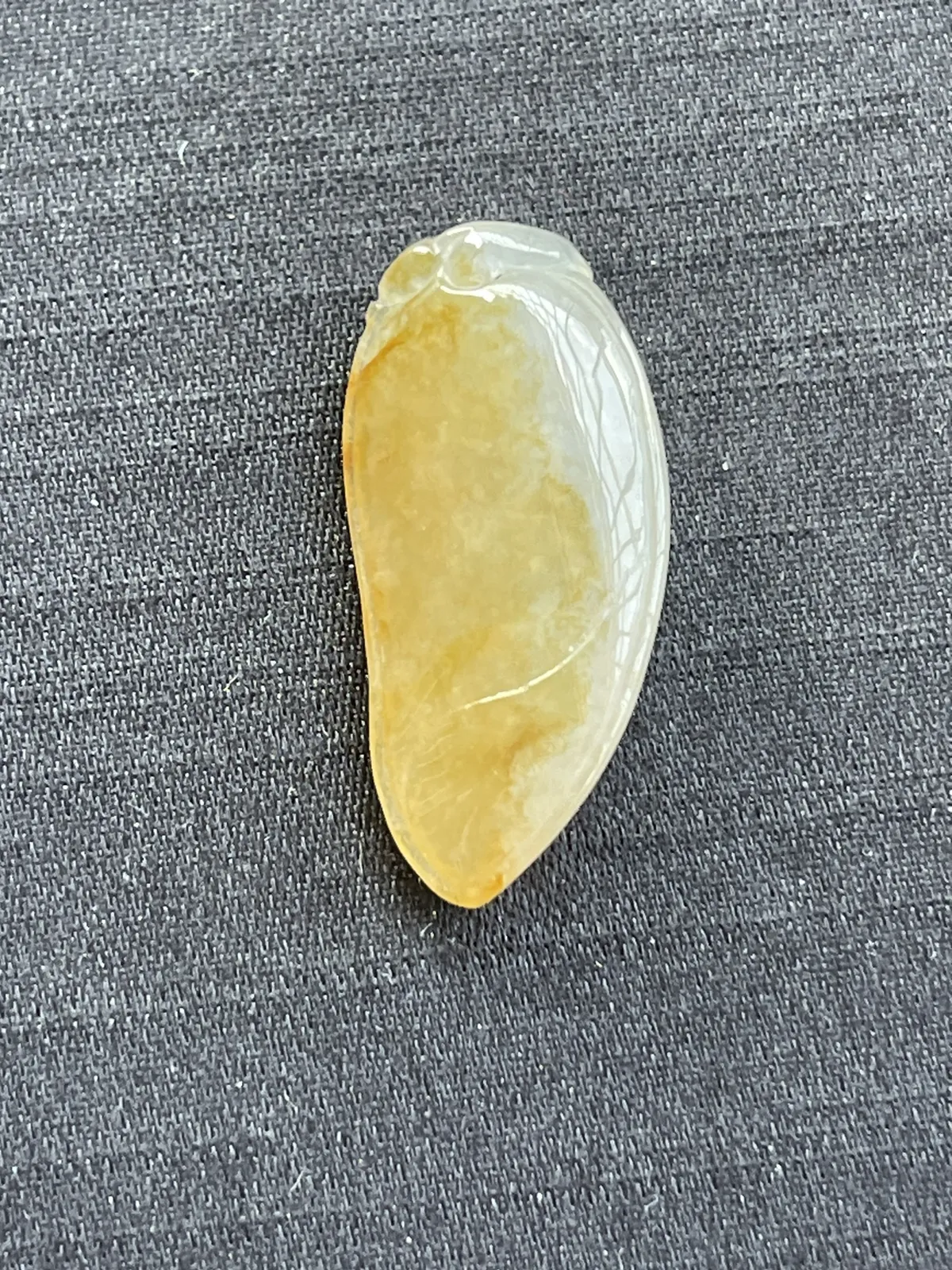 缅甸翡翠A货，冰黄福瓜，福在人间，上身效果非常好，幸福长久